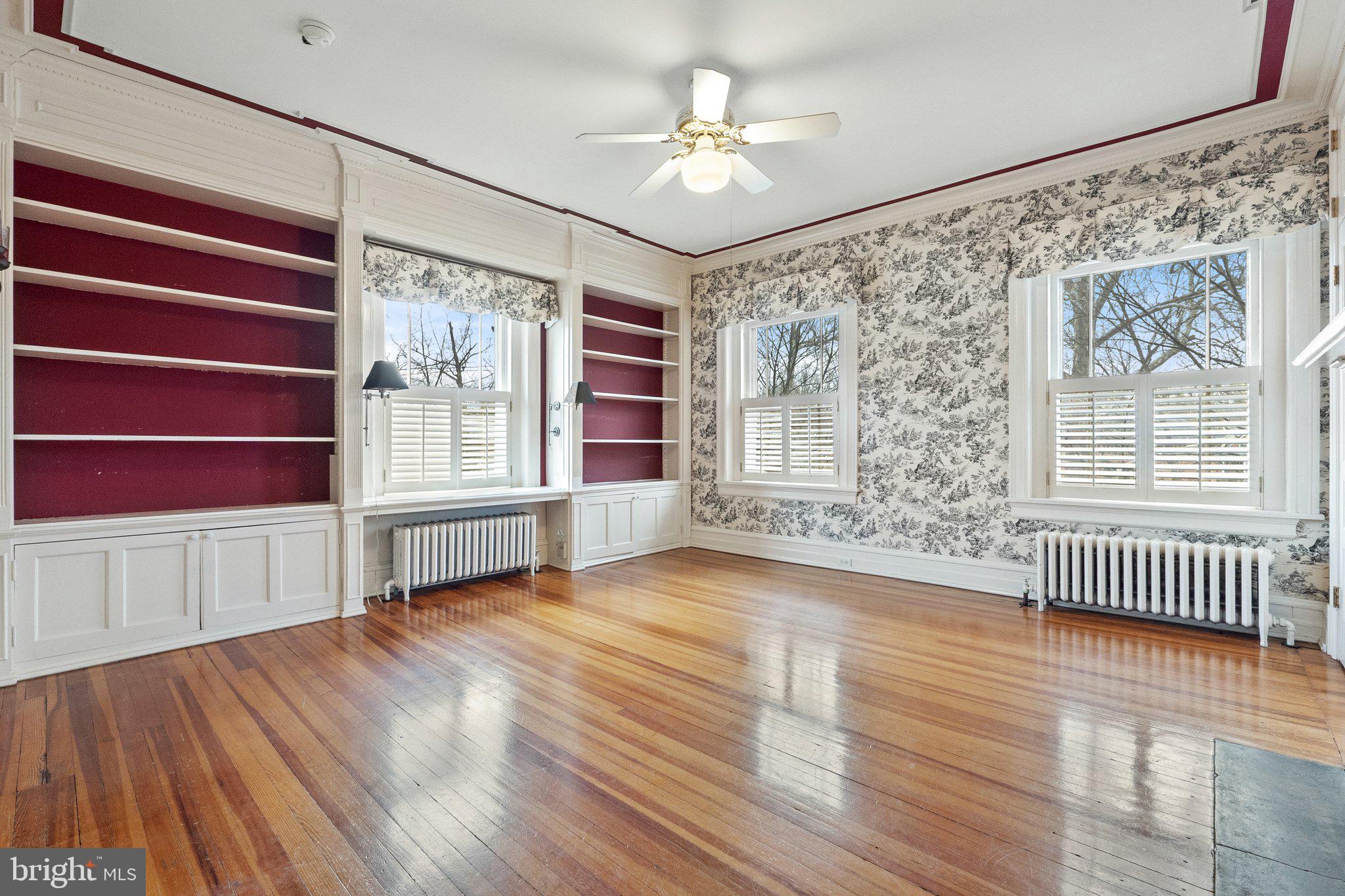 WINCHESTER CITY - Residential