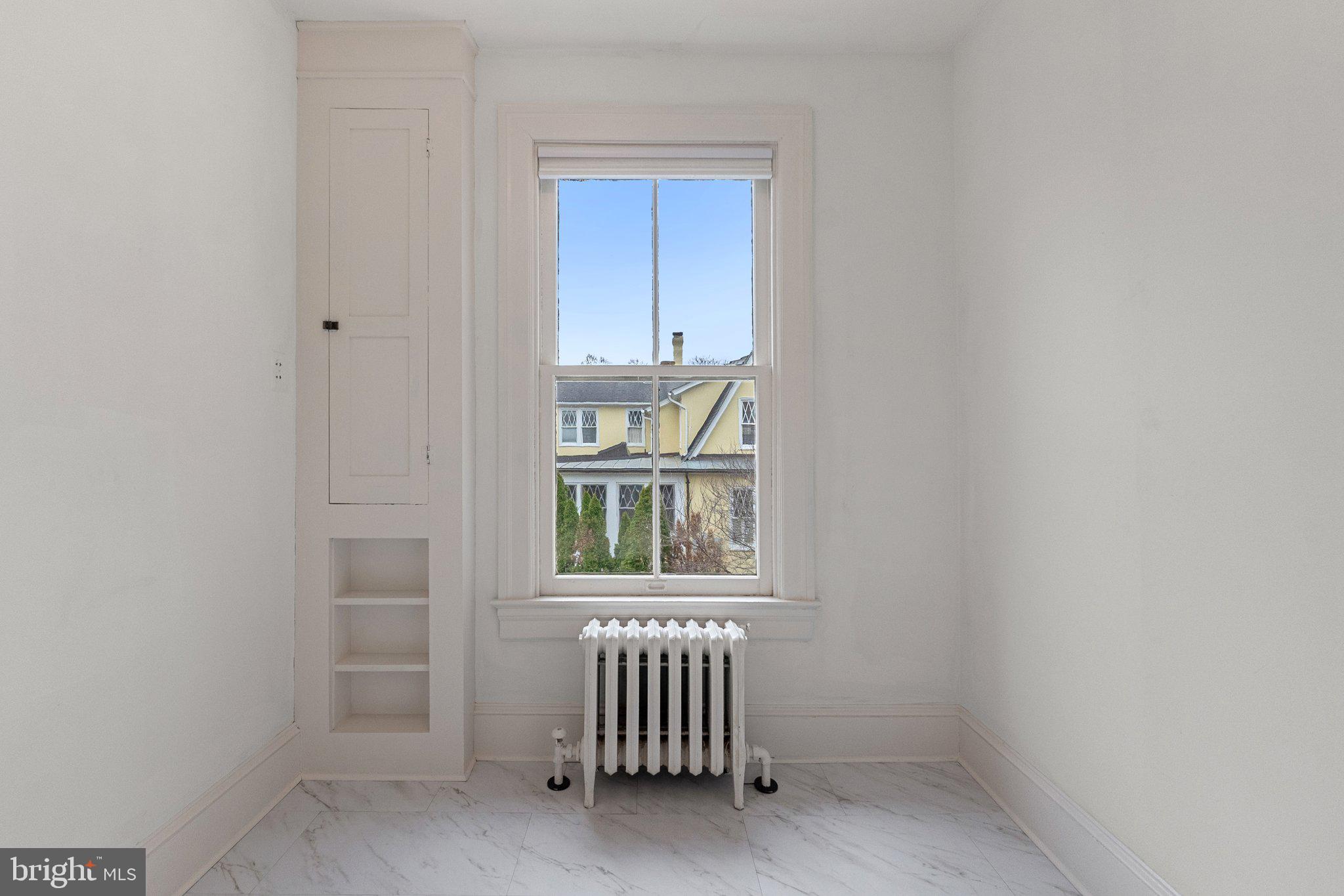 WINCHESTER CITY - Residential