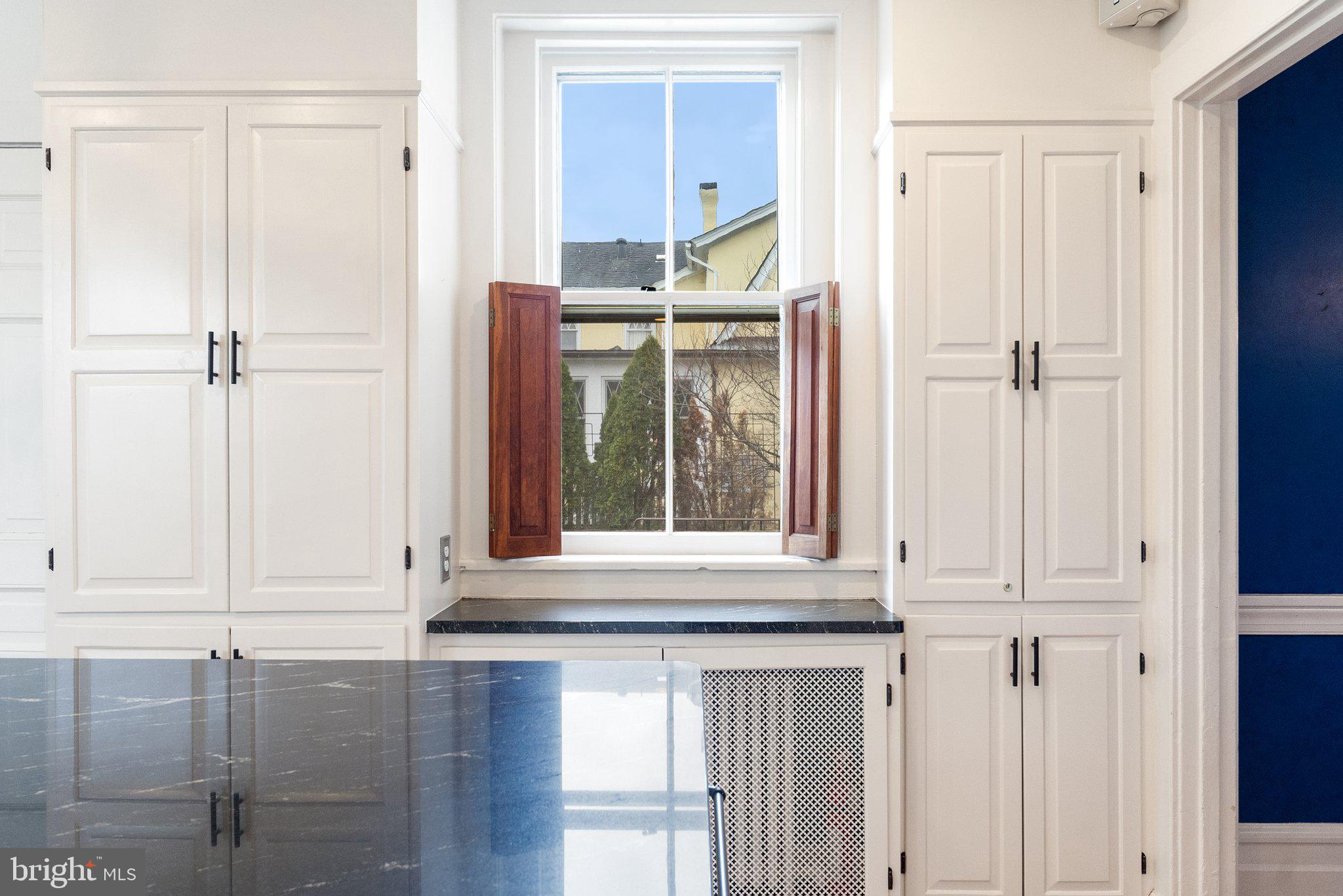 WINCHESTER CITY - Residential