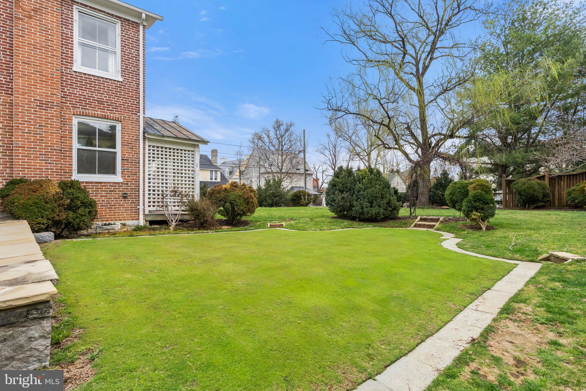 WINCHESTER CITY - Residential