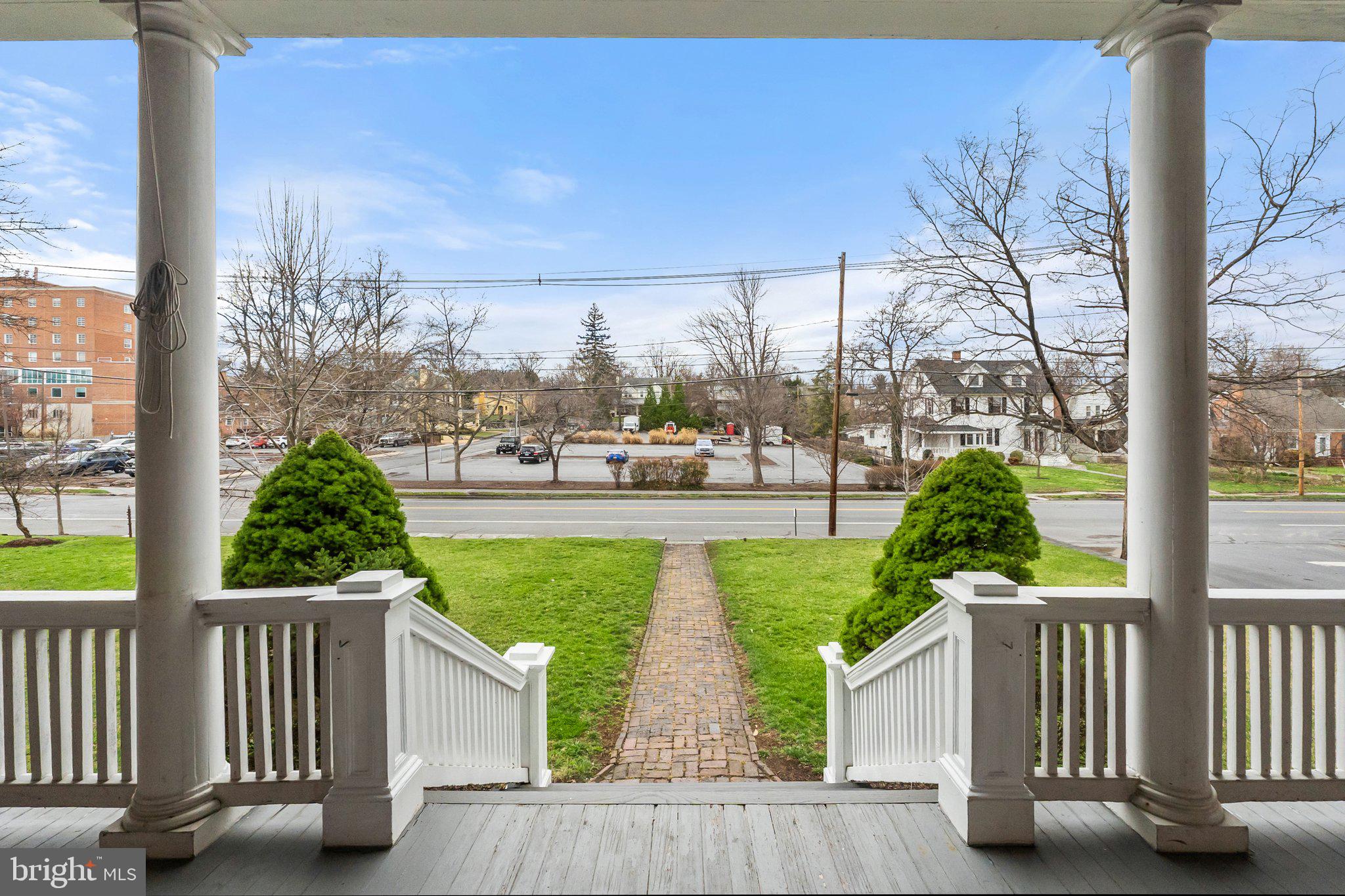 WINCHESTER CITY - Residential