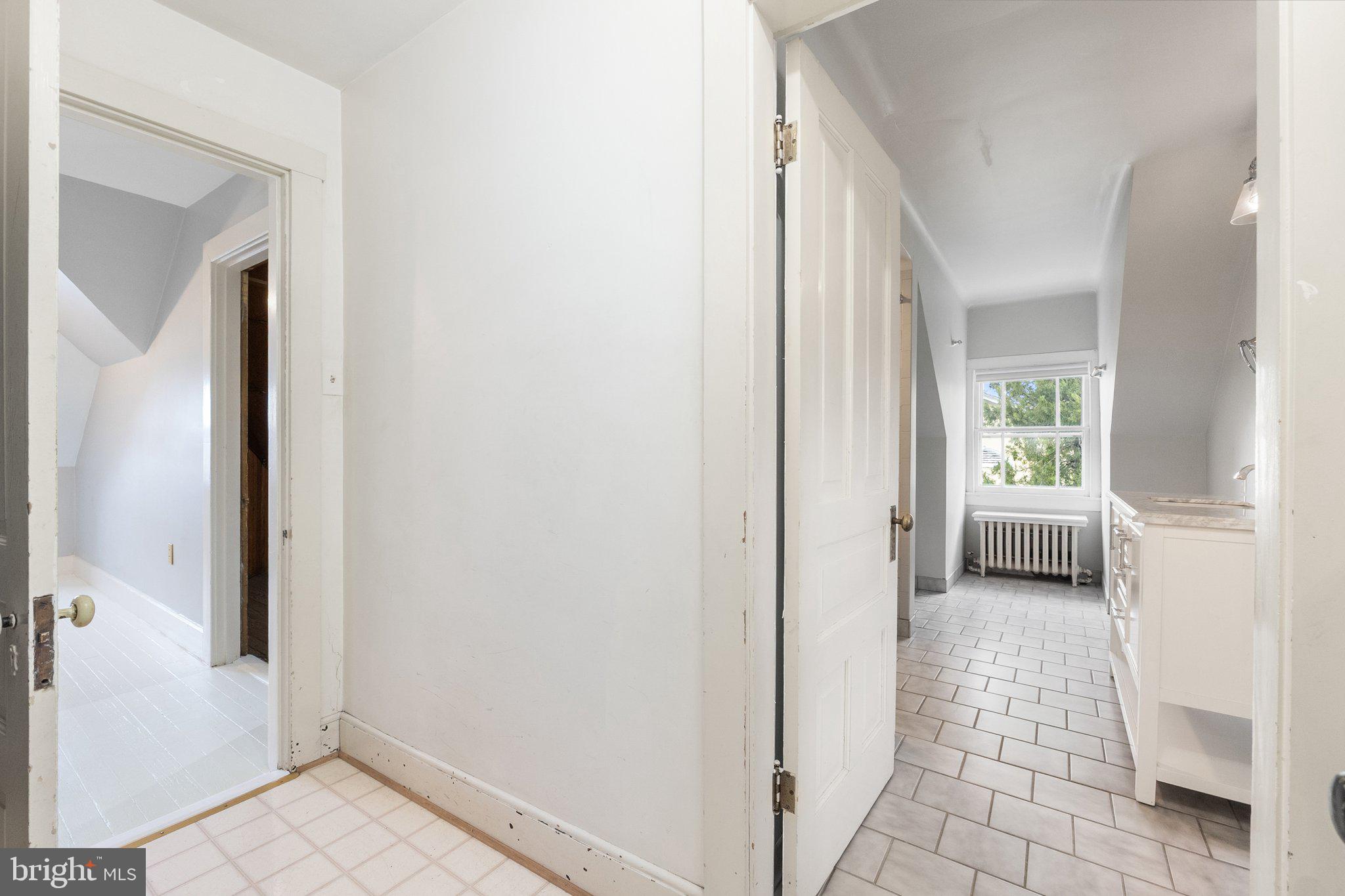 WINCHESTER CITY - Residential