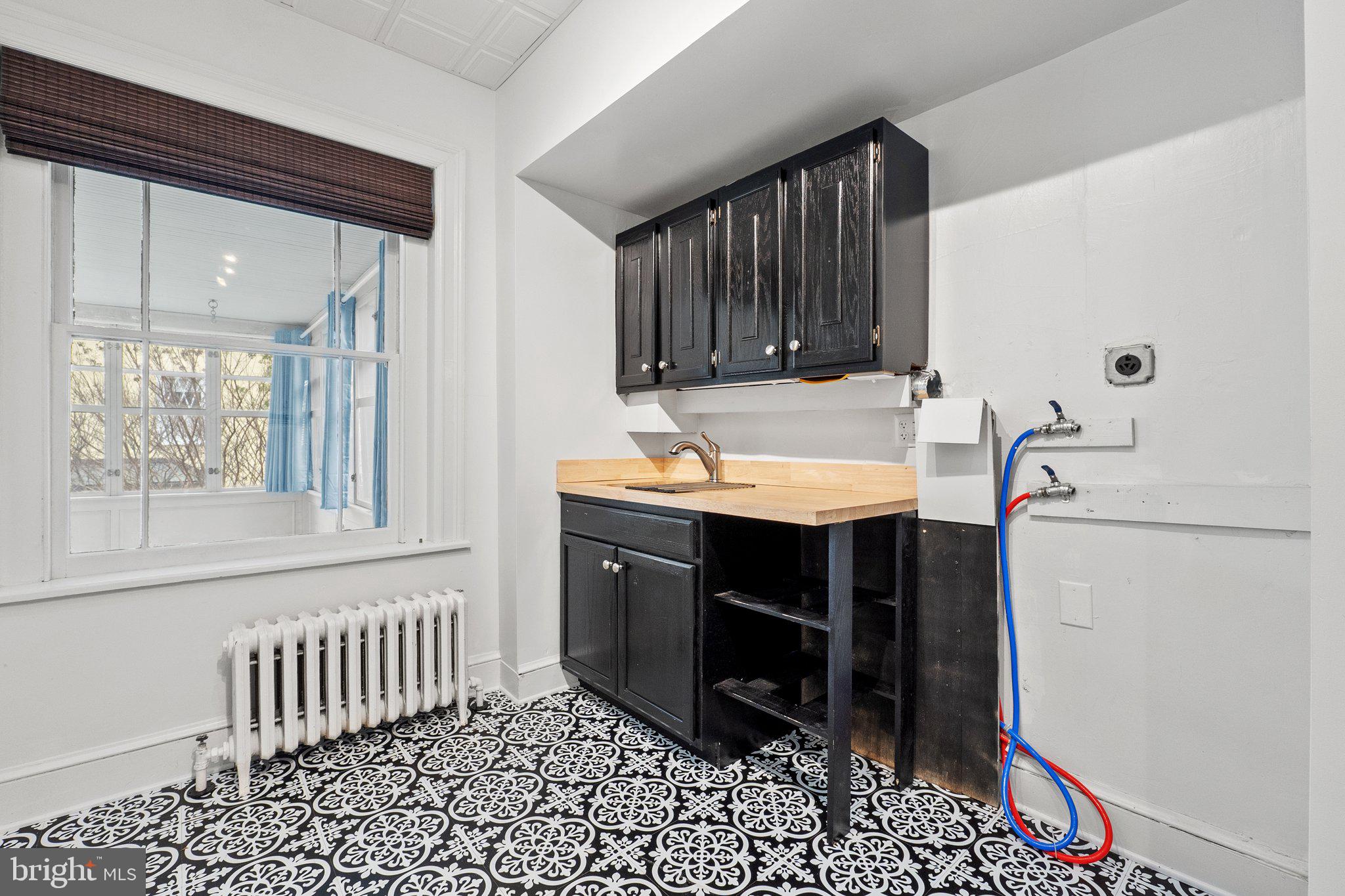 WINCHESTER CITY - Residential