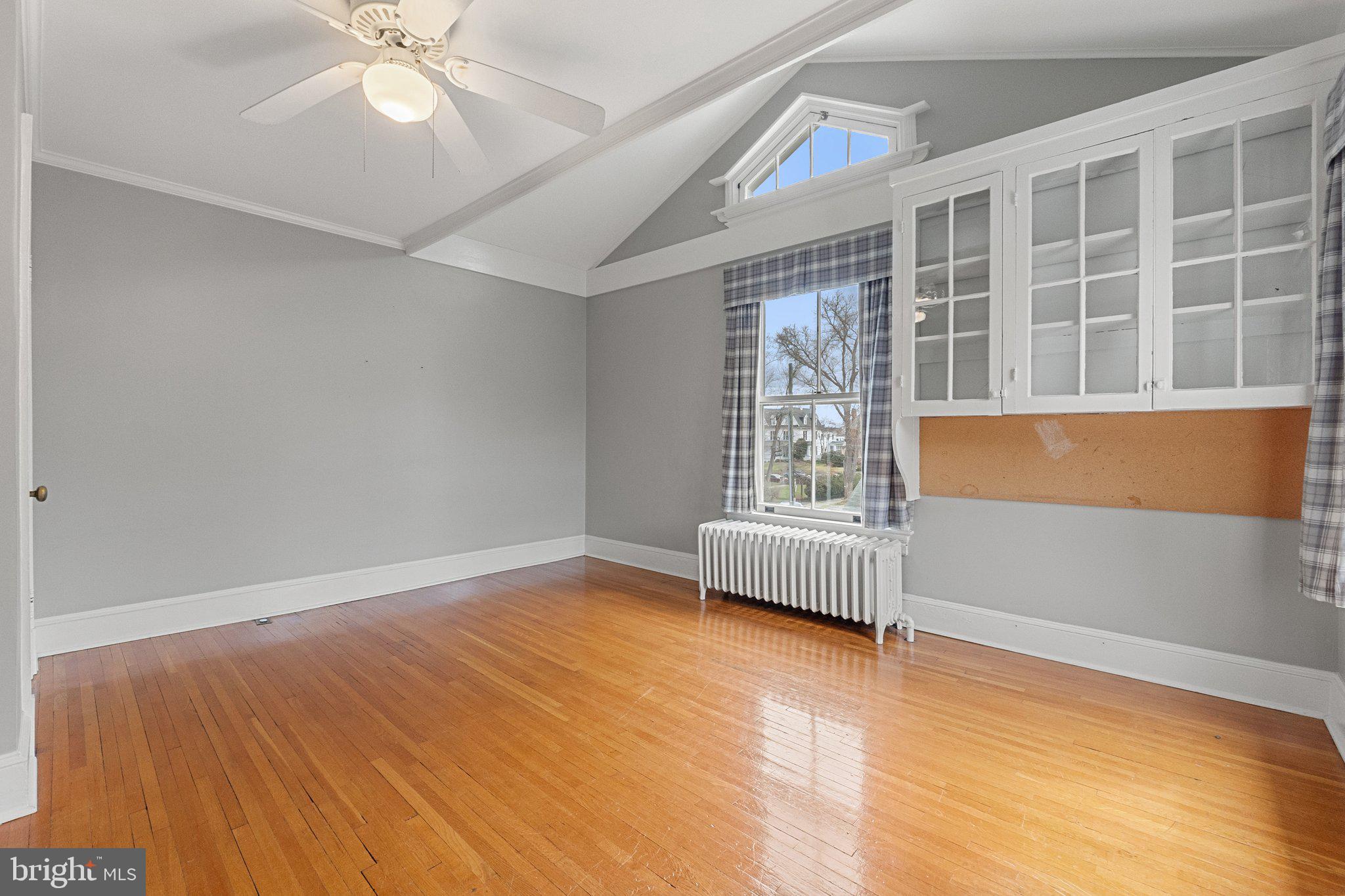 WINCHESTER CITY - Residential