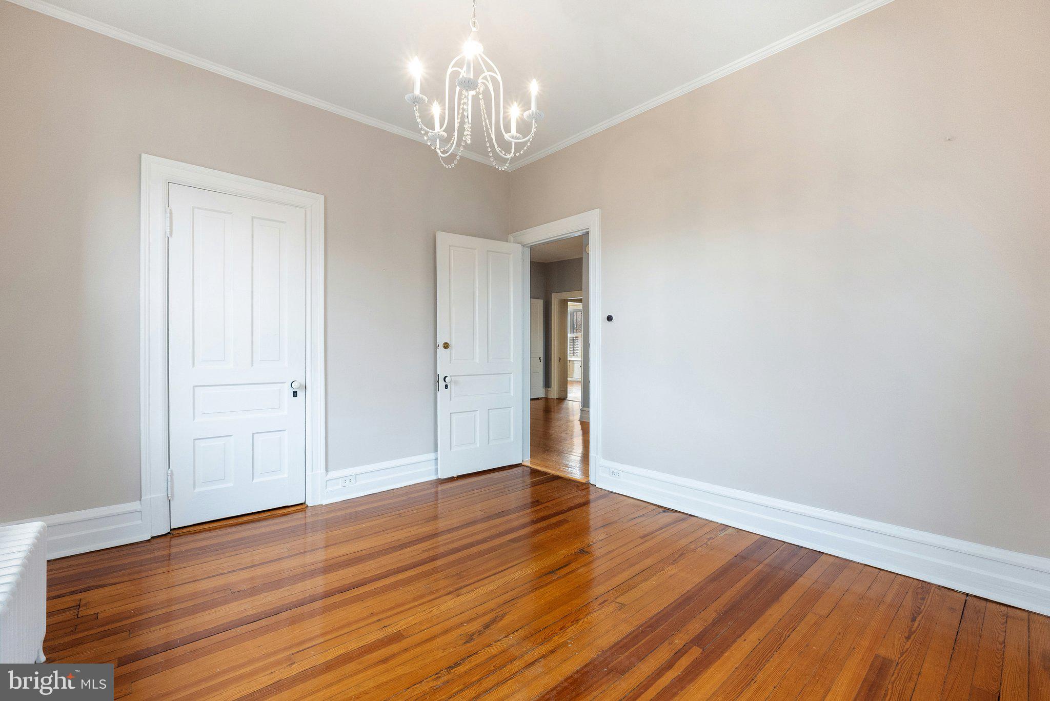 WINCHESTER CITY - Residential