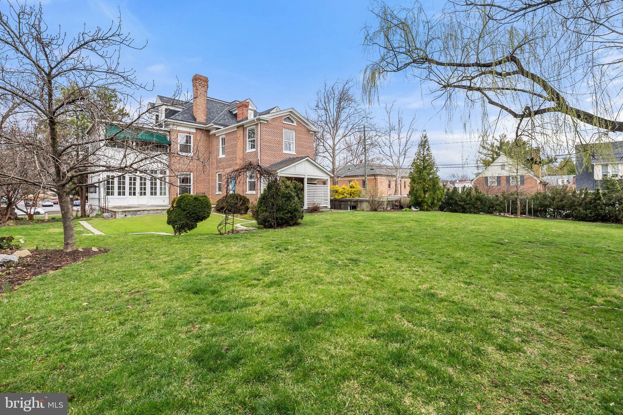 WINCHESTER CITY - Residential