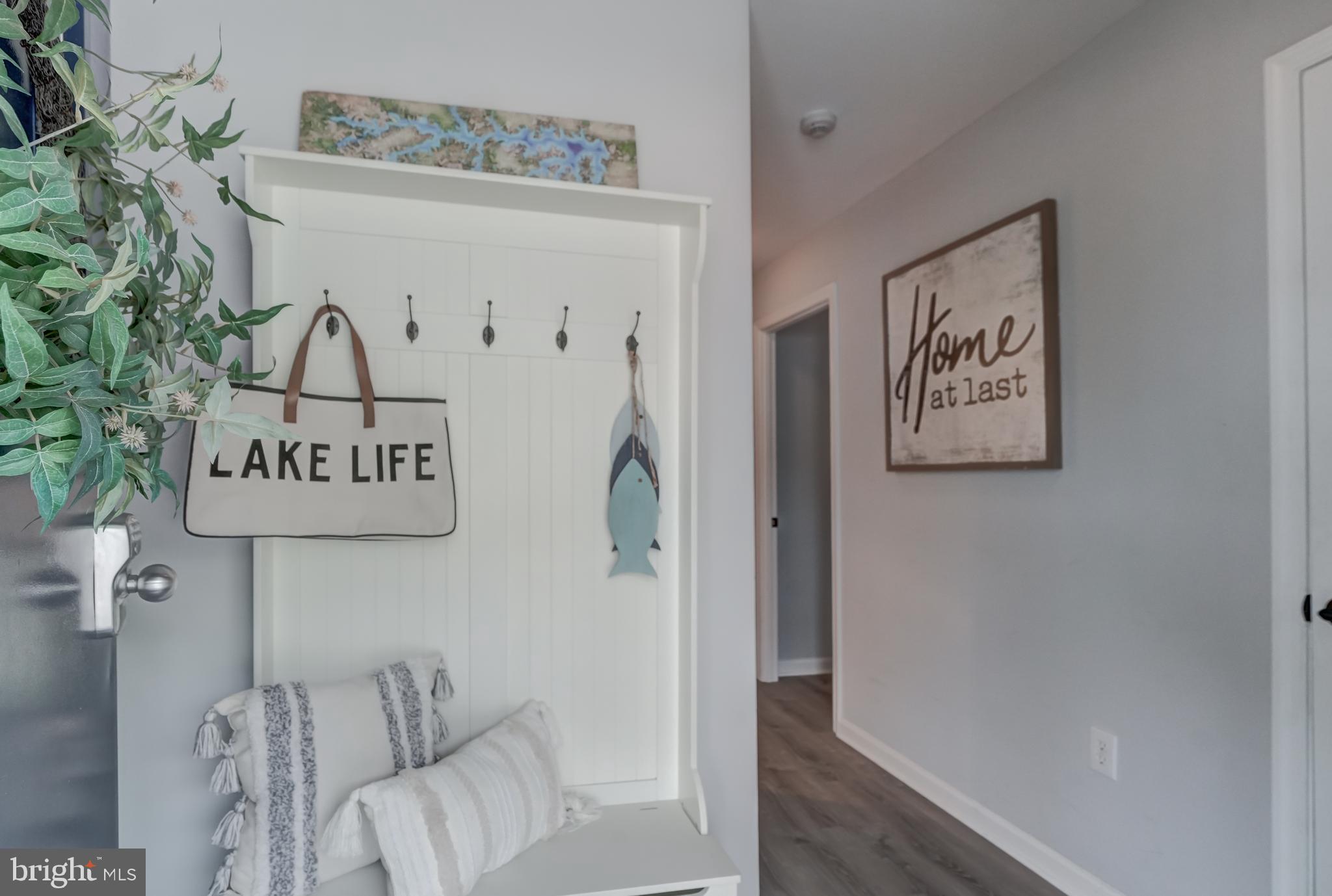 SHAFFER'S COVE - Residential