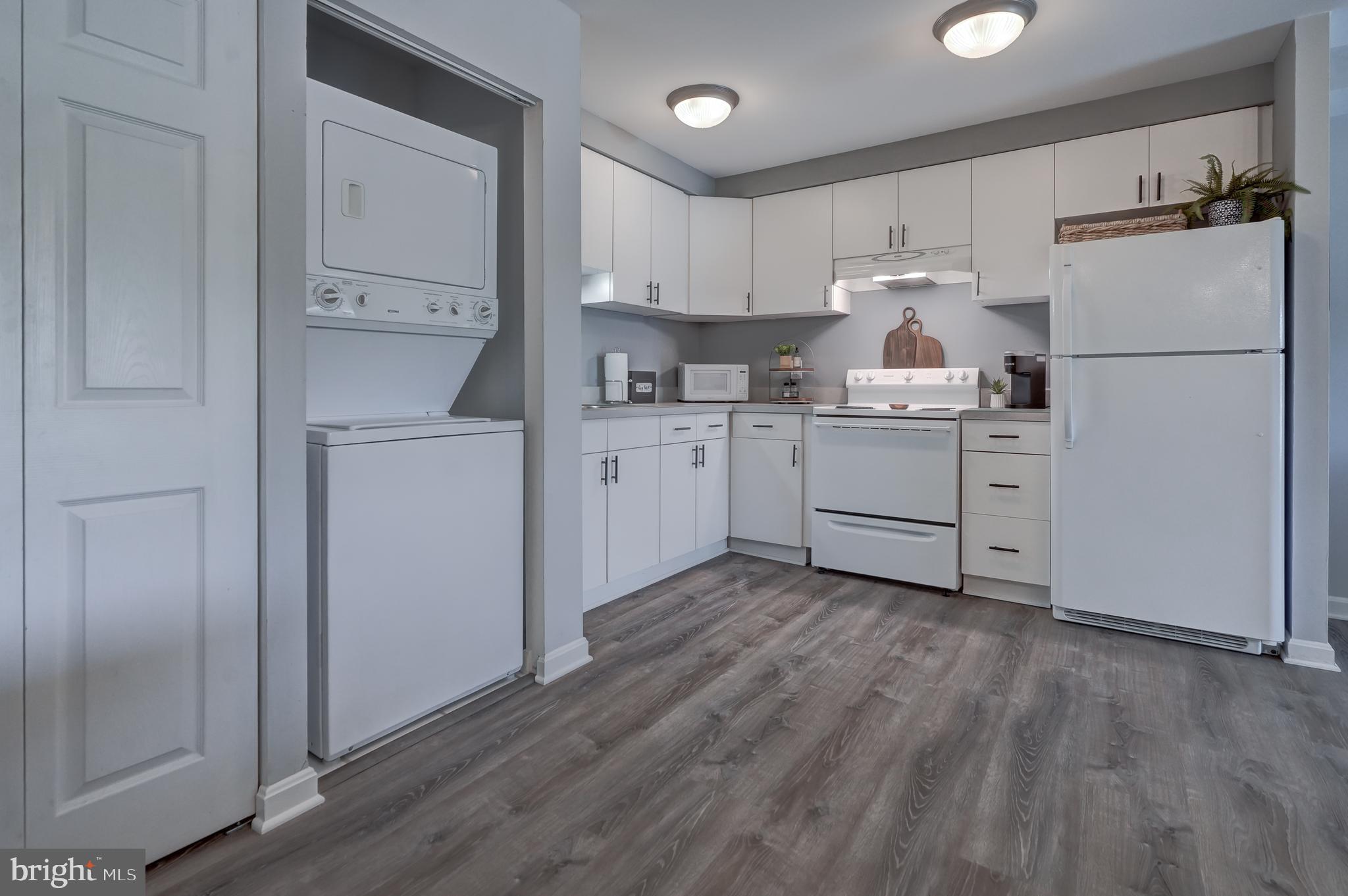 SHAFFER'S COVE - Residential