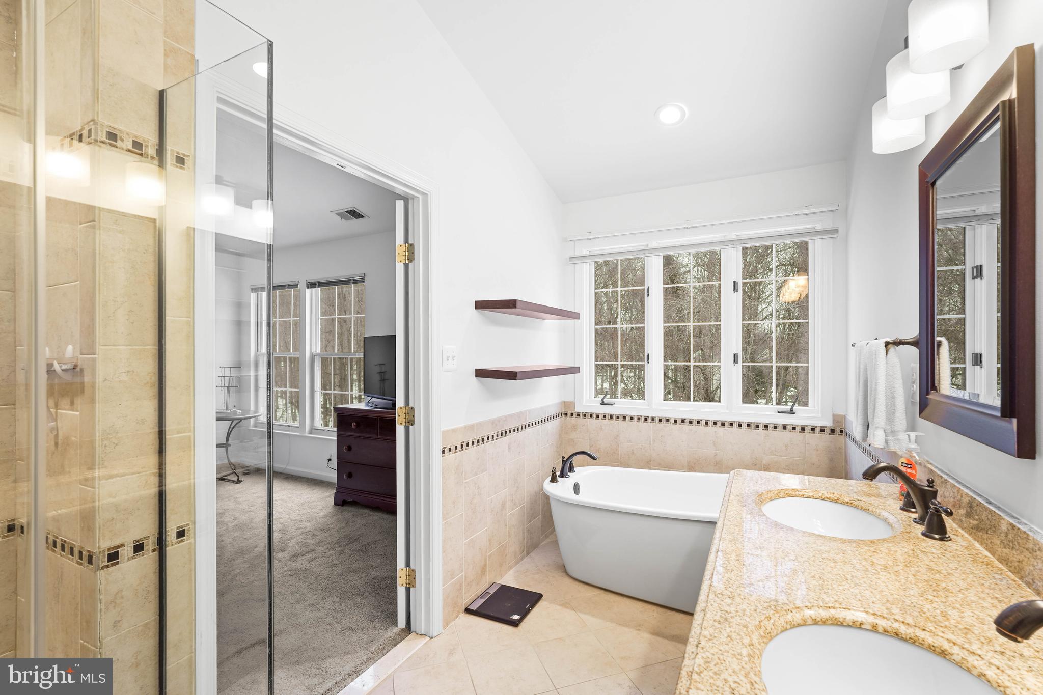 JAMES CREEK - Residential