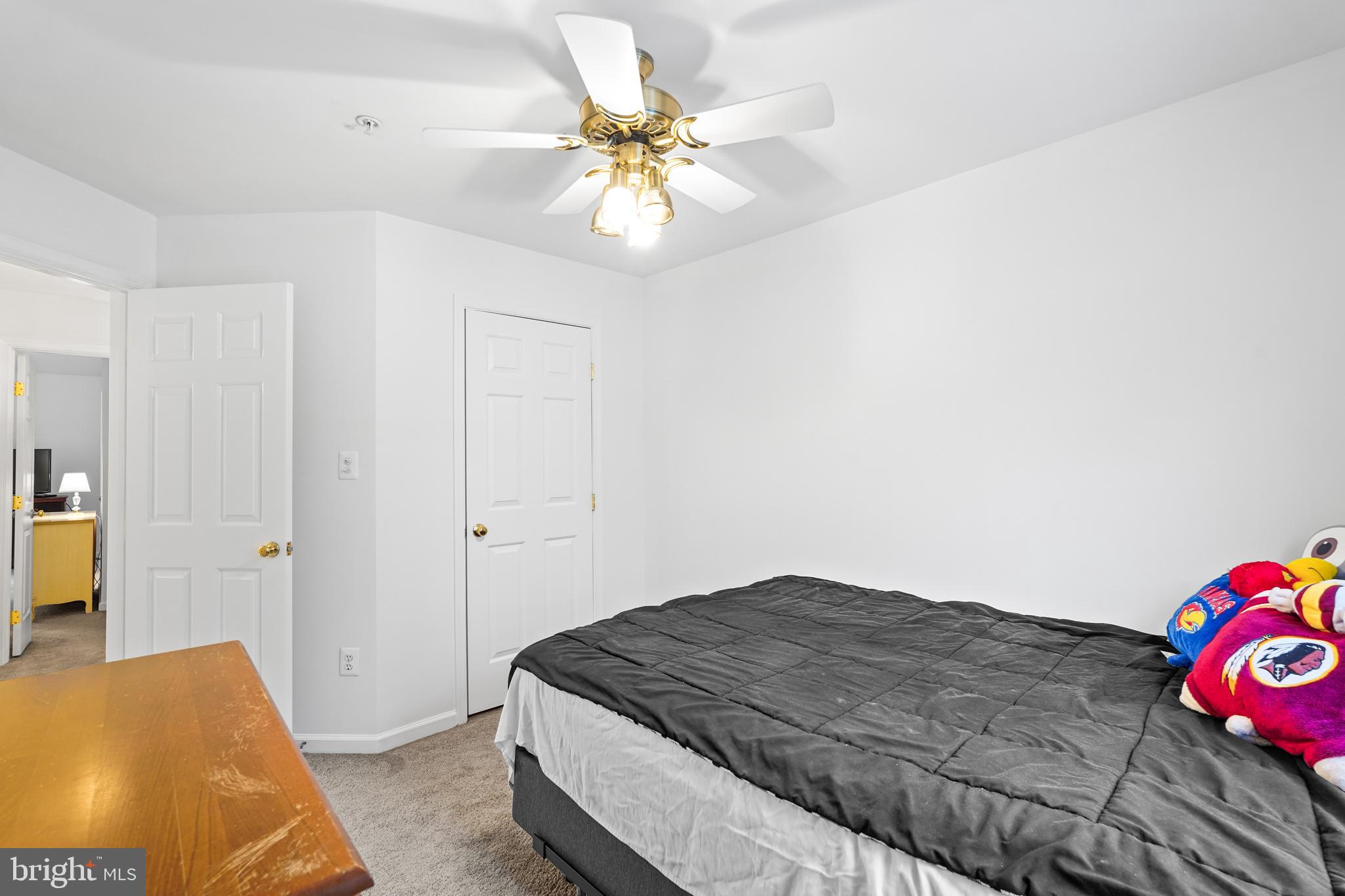 JAMES CREEK - Residential