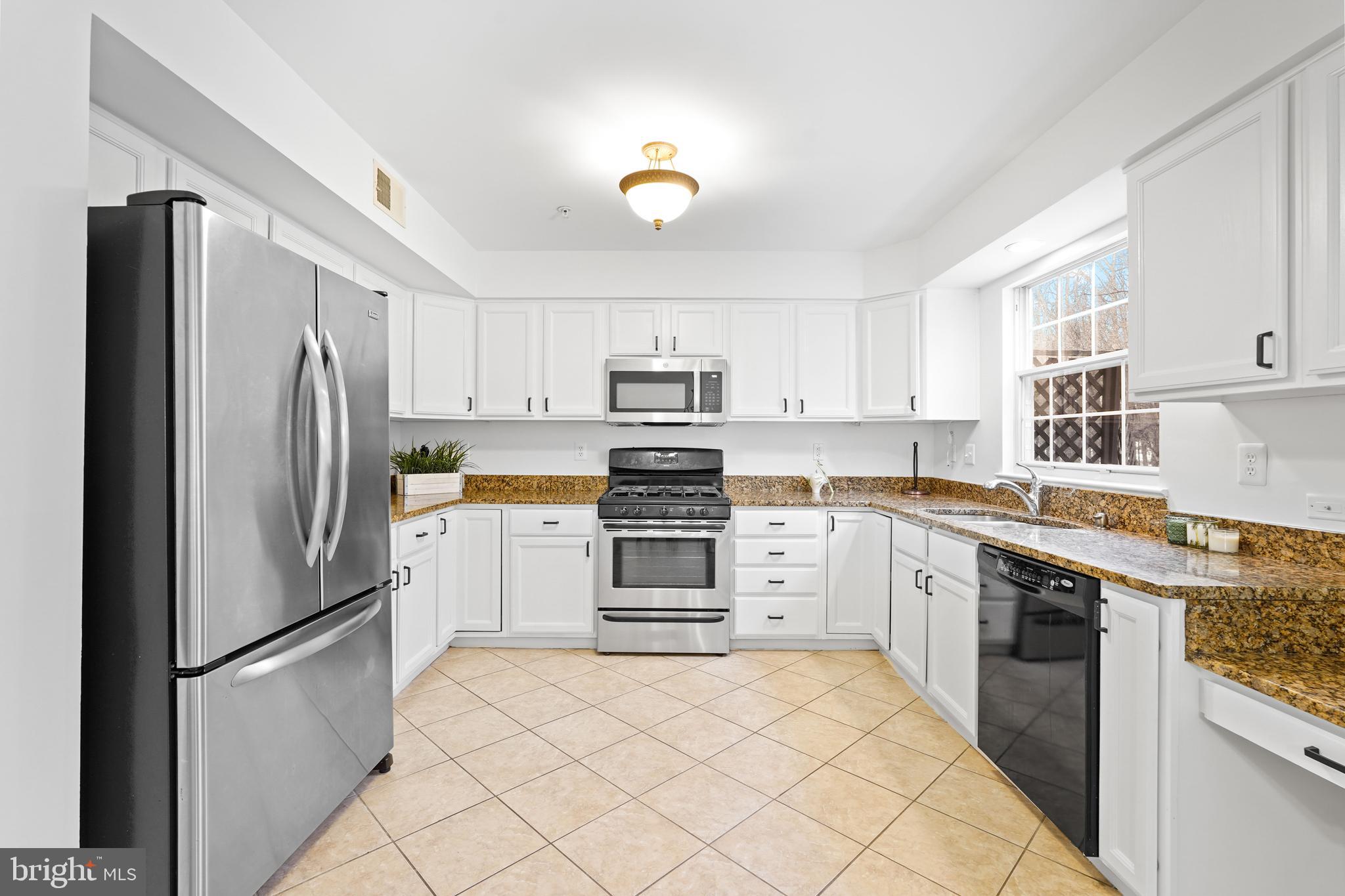 JAMES CREEK - Residential