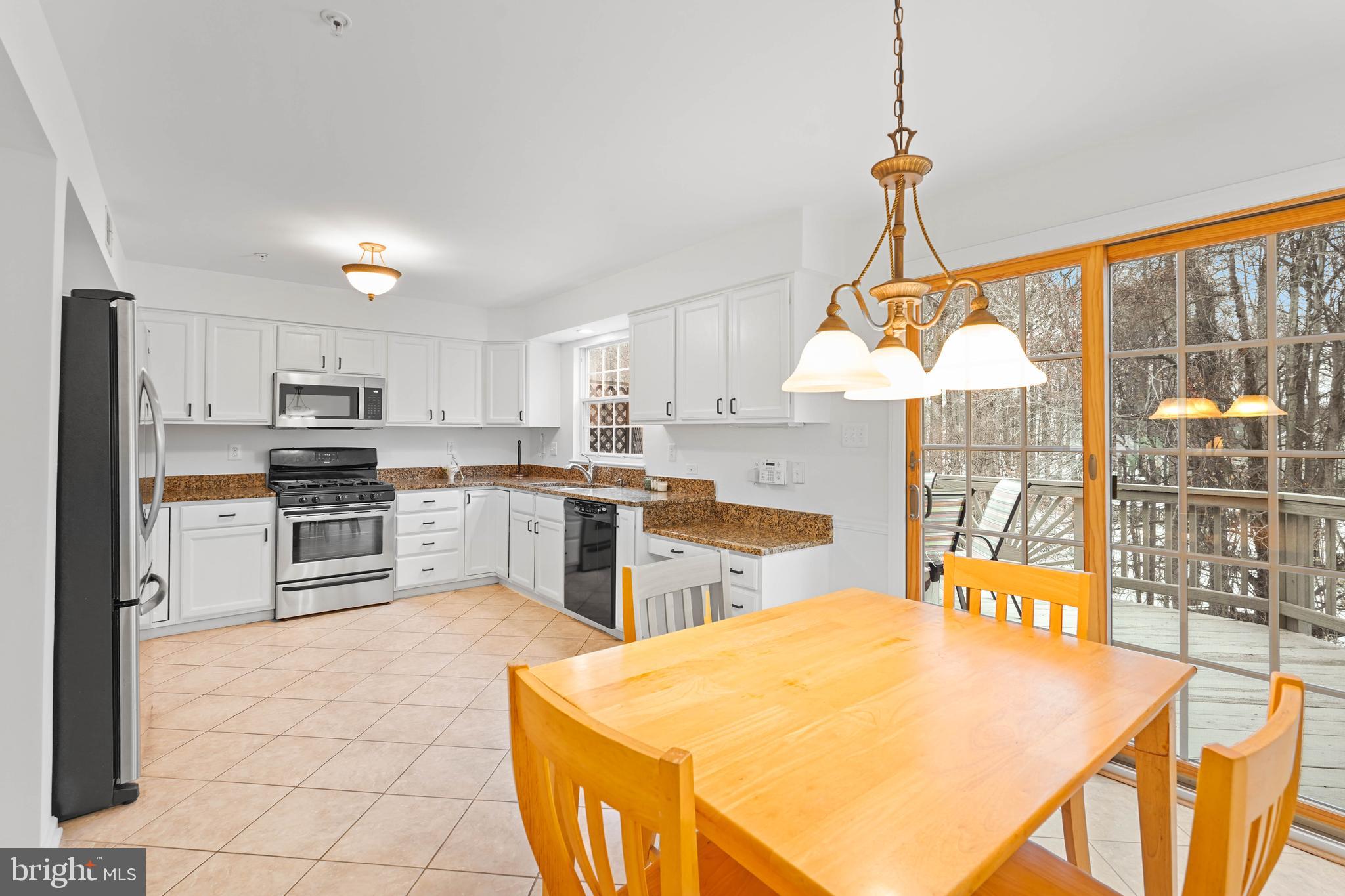 JAMES CREEK - Residential