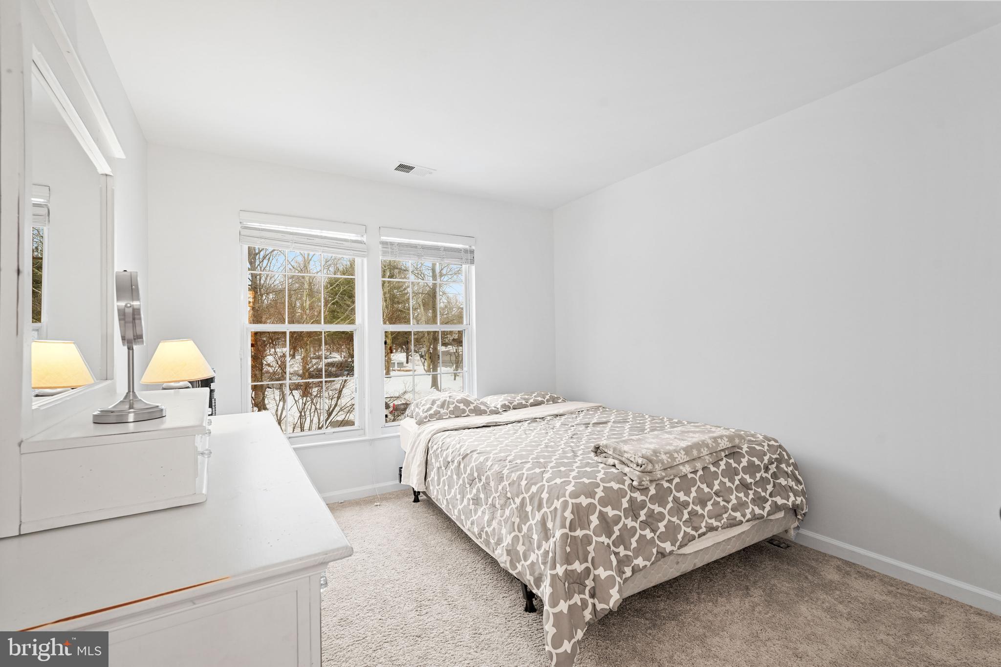 JAMES CREEK - Residential