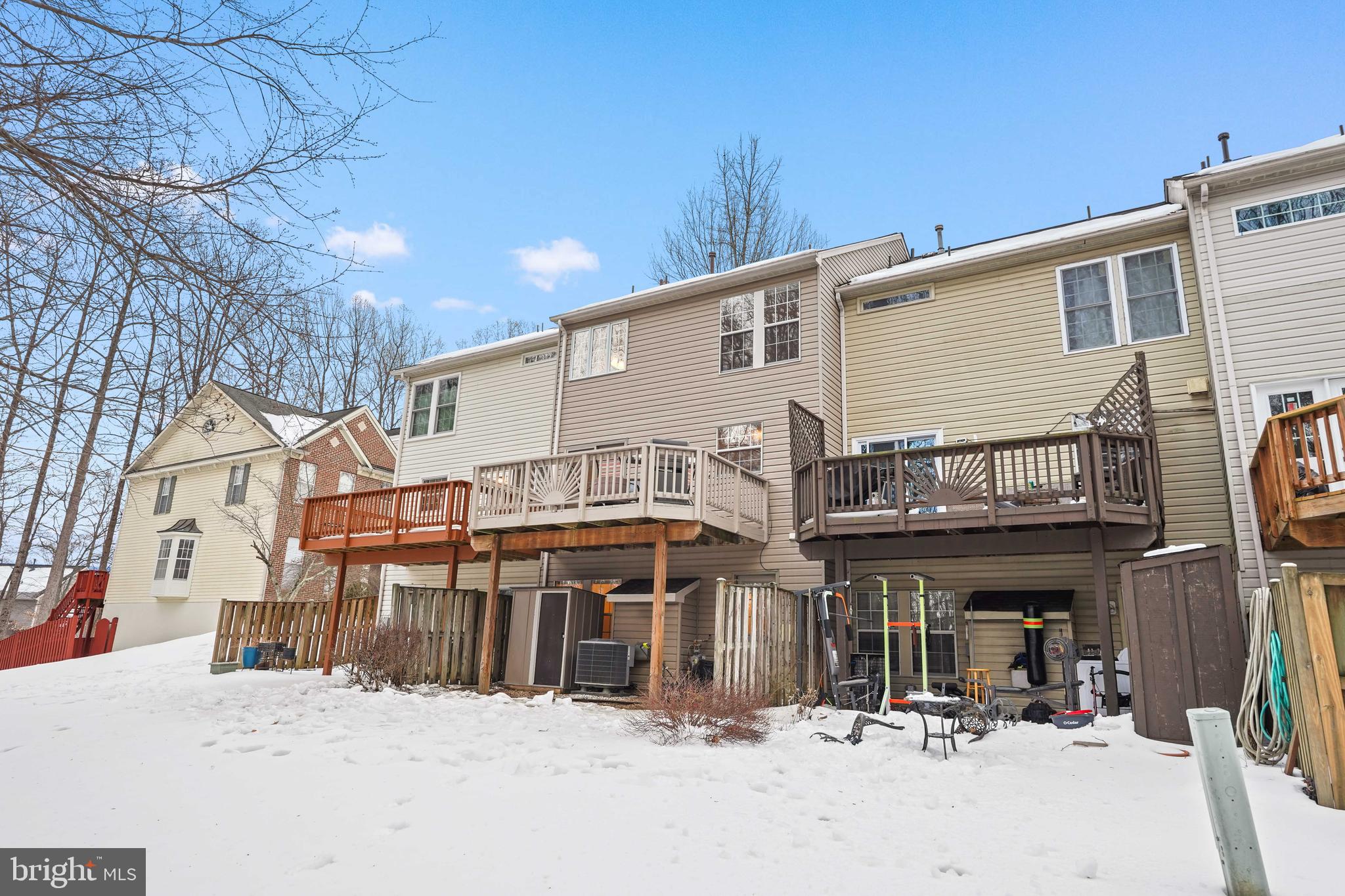 JAMES CREEK - Residential