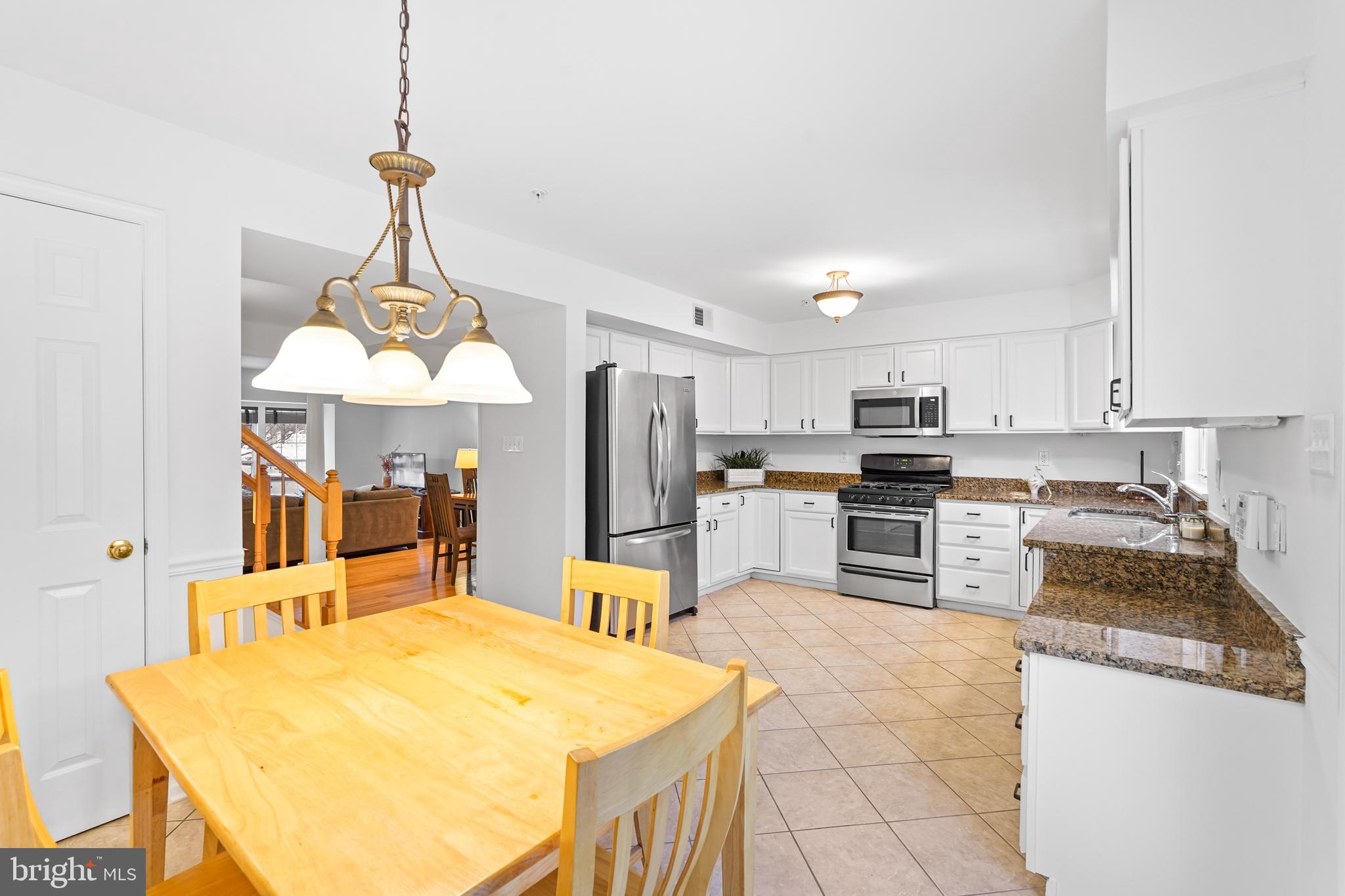 JAMES CREEK - Residential