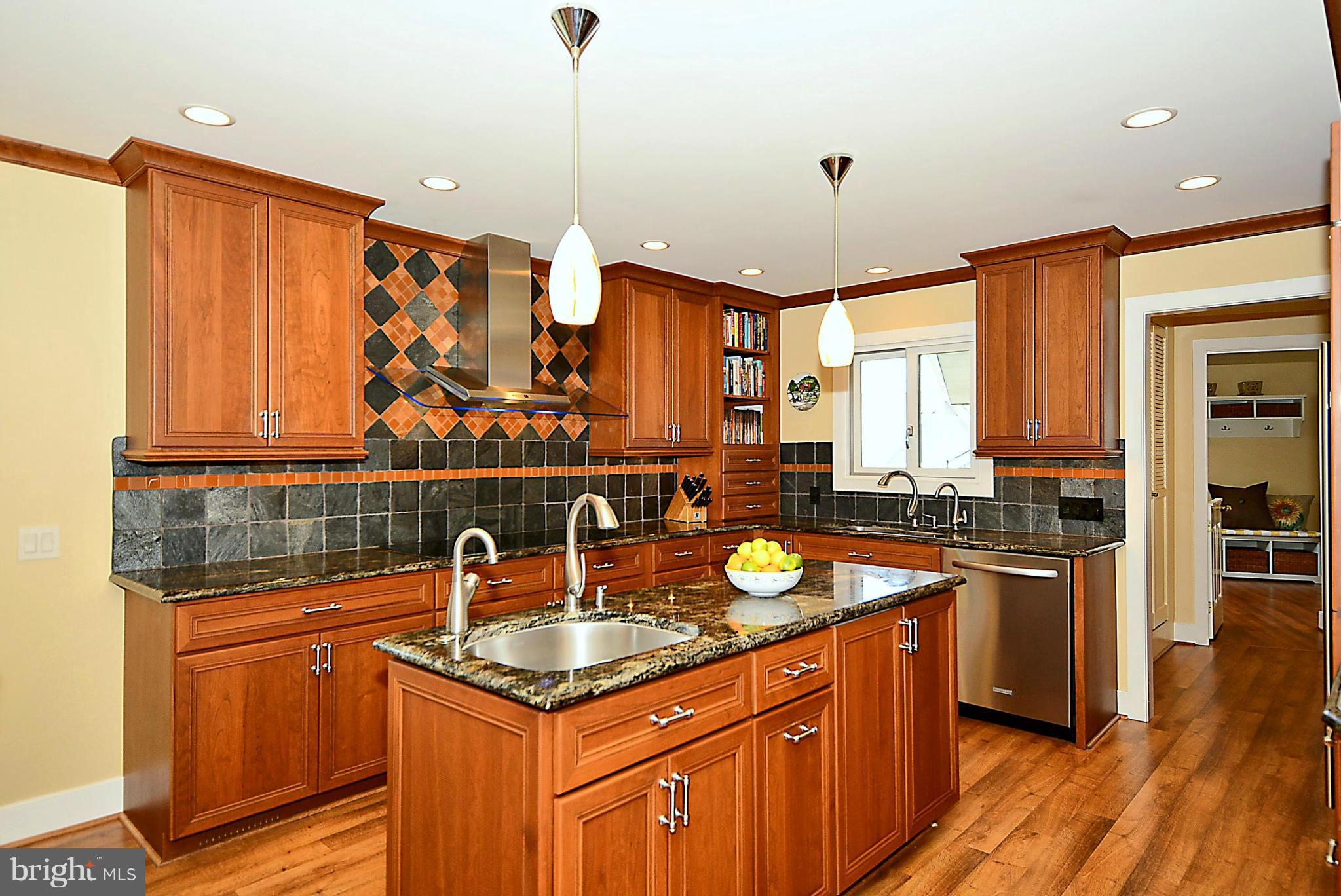 POMPS FARM ESTATES - Farm