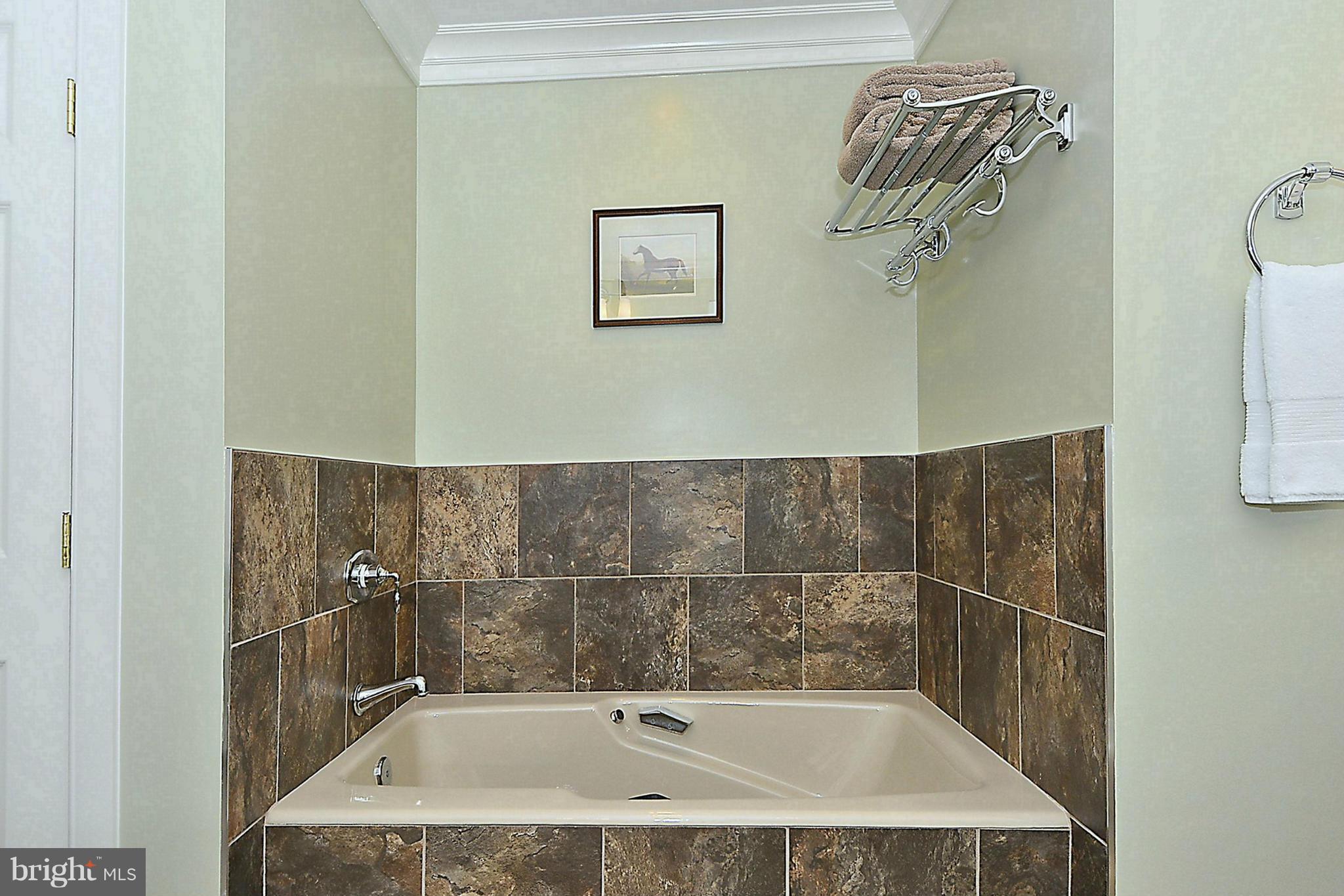 POMPS FARM ESTATES - Farm