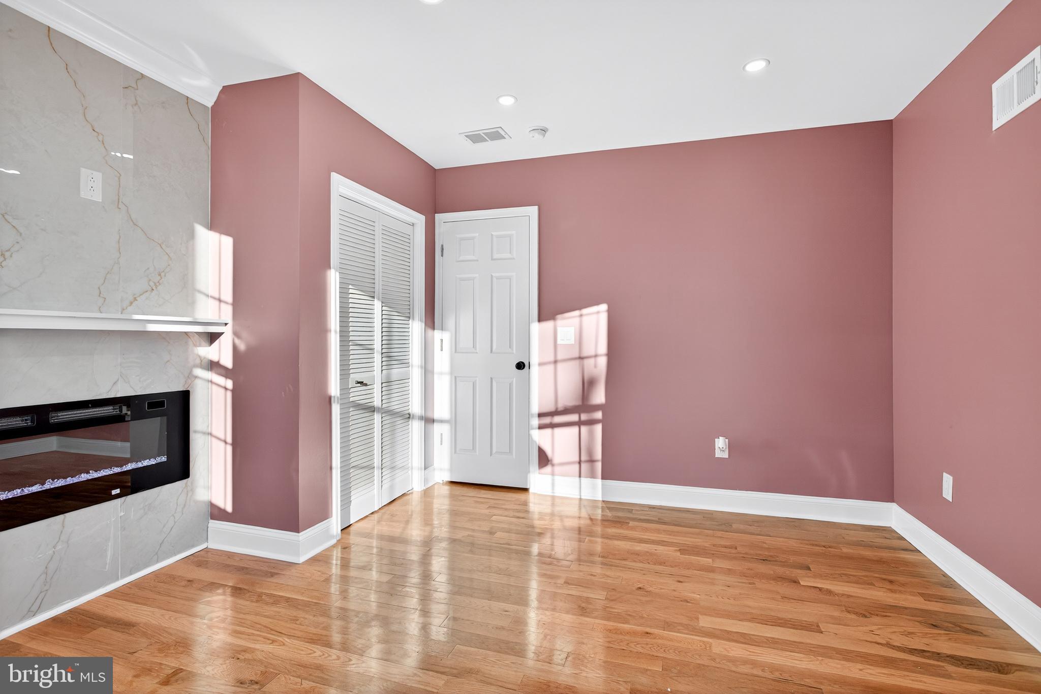 KINGSESSING - Residential