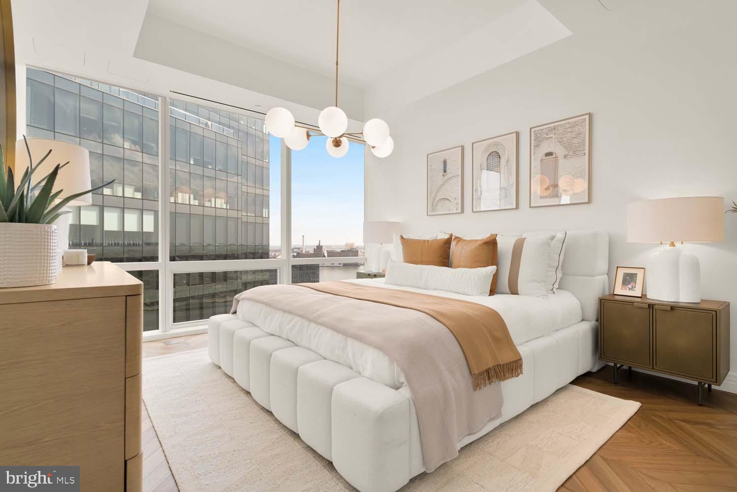 FOUR SEASONS PRIVATE RESIDENCES - Residential