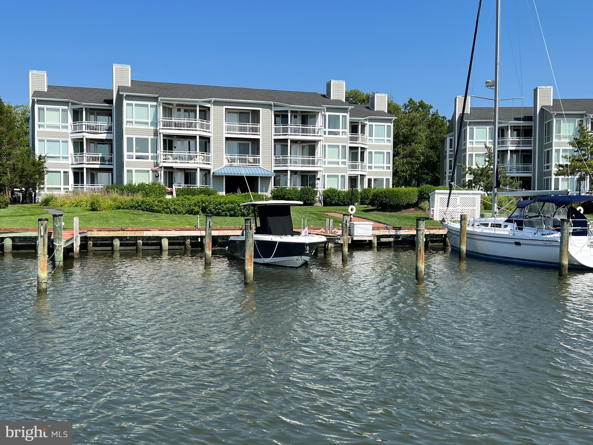 OYSTER COVE - Residential Lease