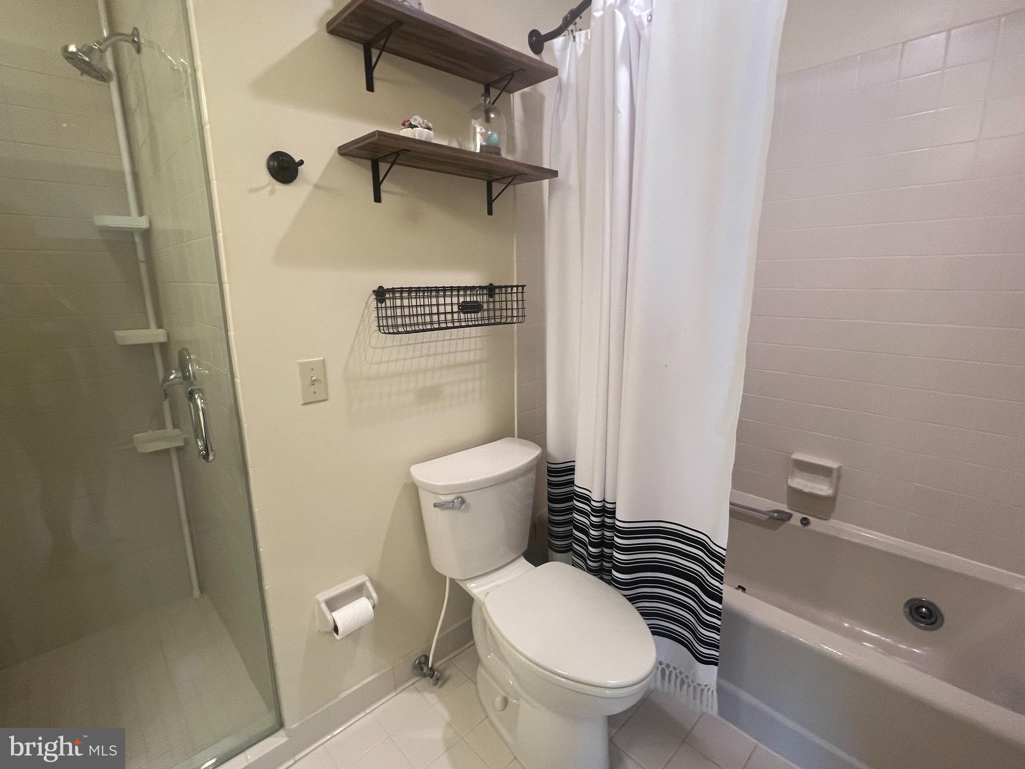 OYSTER COVE - Residential Lease