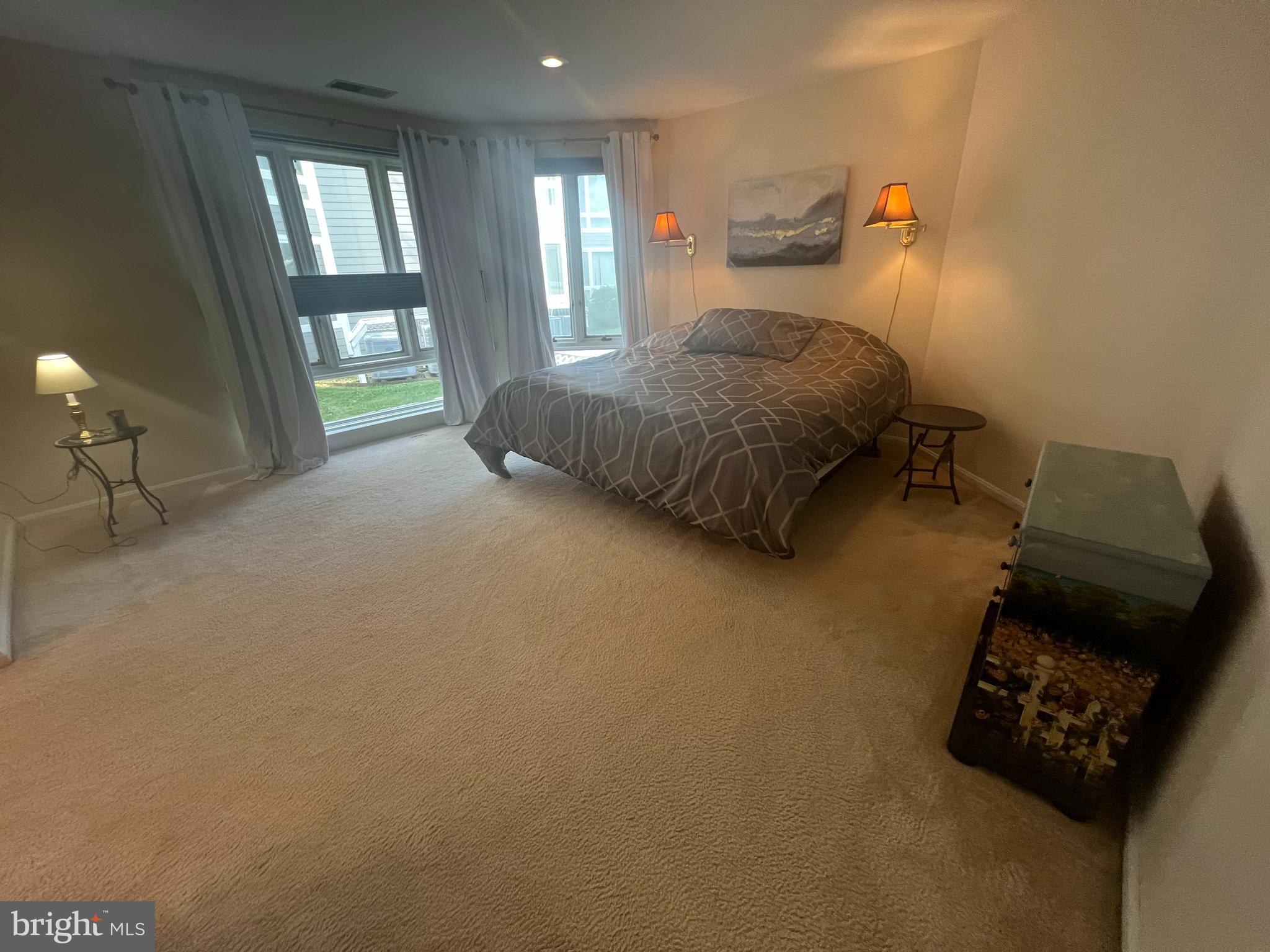 OYSTER COVE - Residential Lease