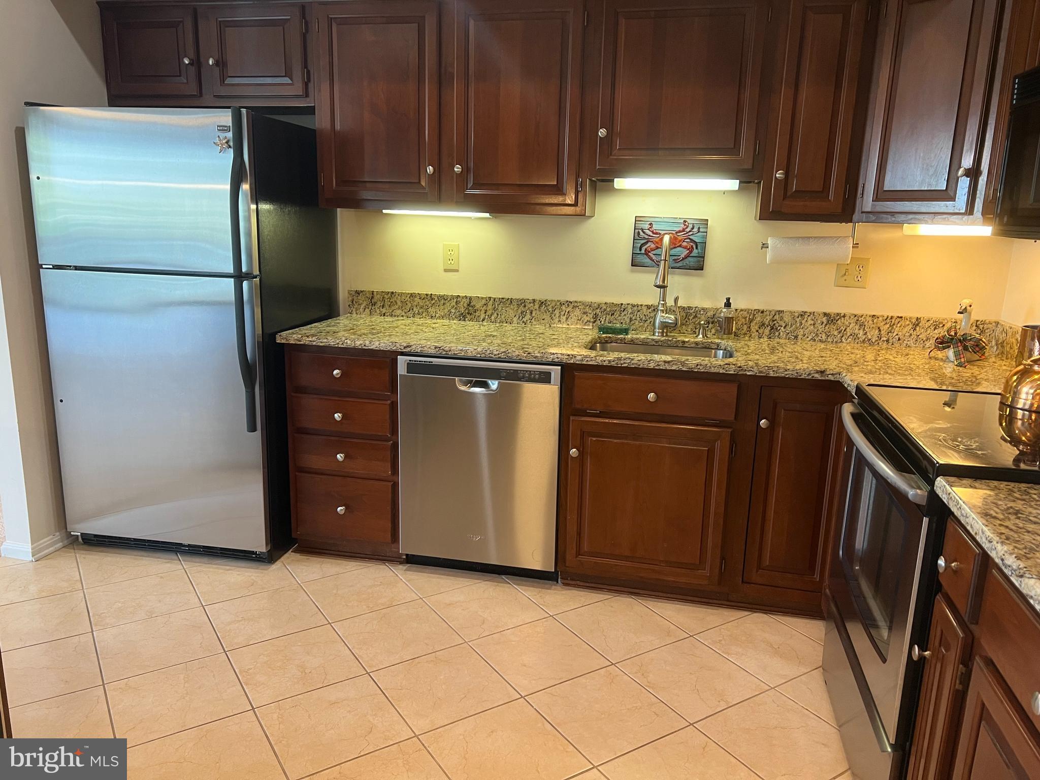 110 OYSTER COVE DRIVE 110