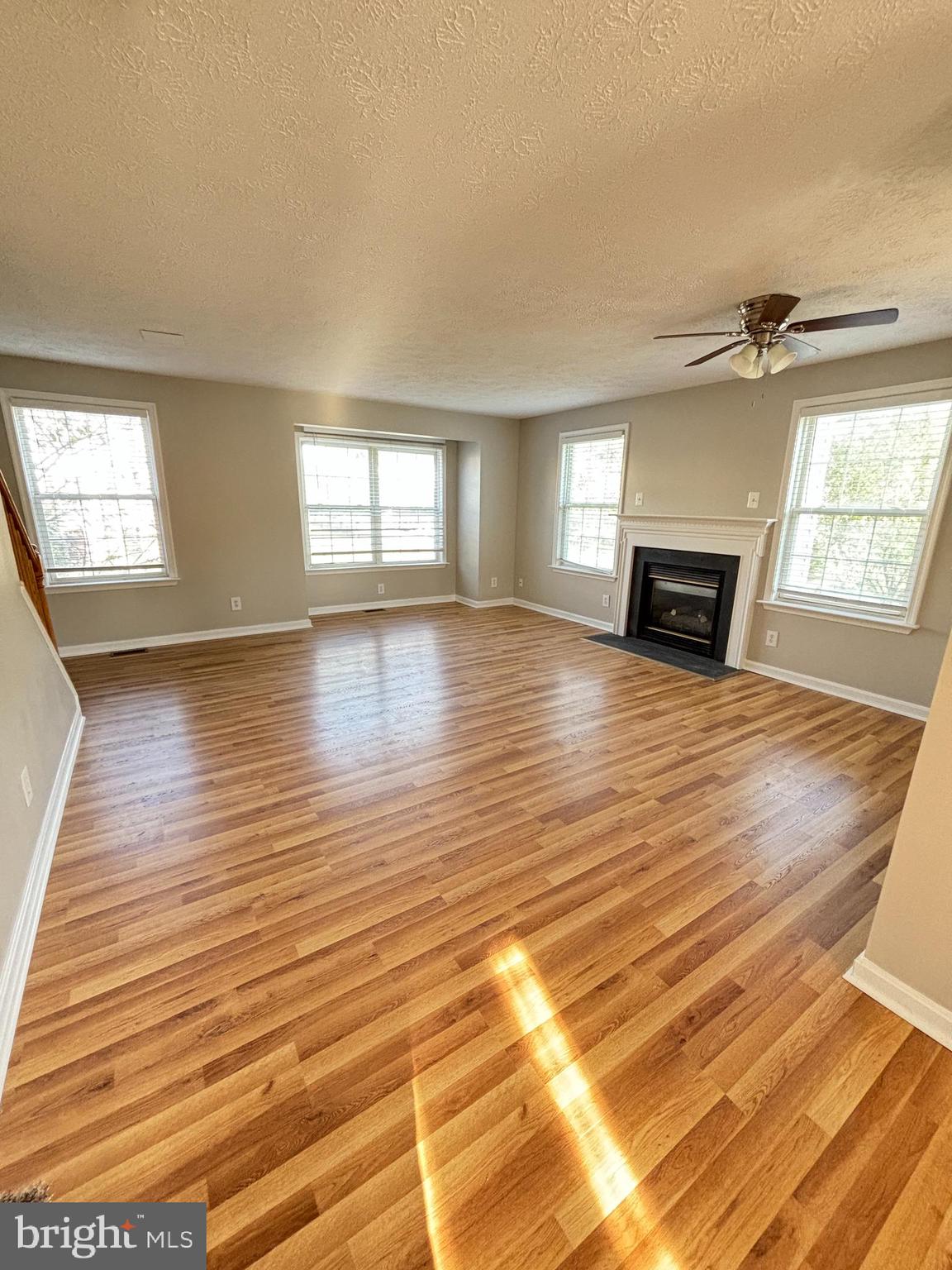 CHARLESTOWN COMMONS - Residential Lease