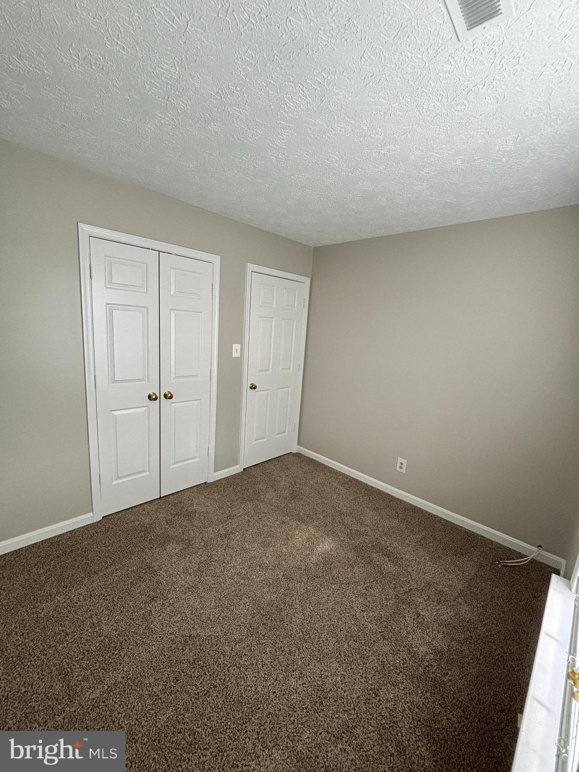 CHARLESTOWN COMMONS - Residential Lease