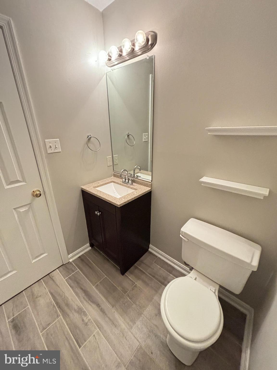 CHARLESTOWN COMMONS - Residential Lease