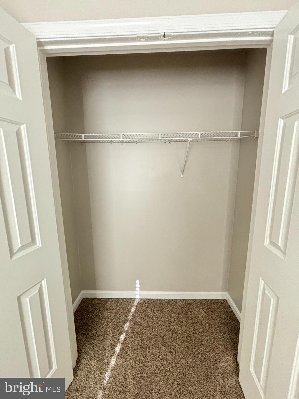 CHARLESTOWN COMMONS - Residential Lease