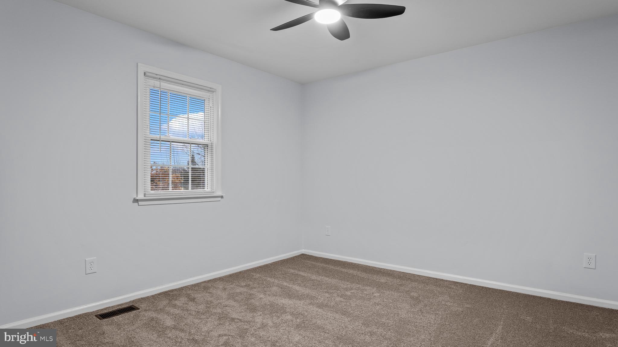 HARVEST RUN WEST - Residential