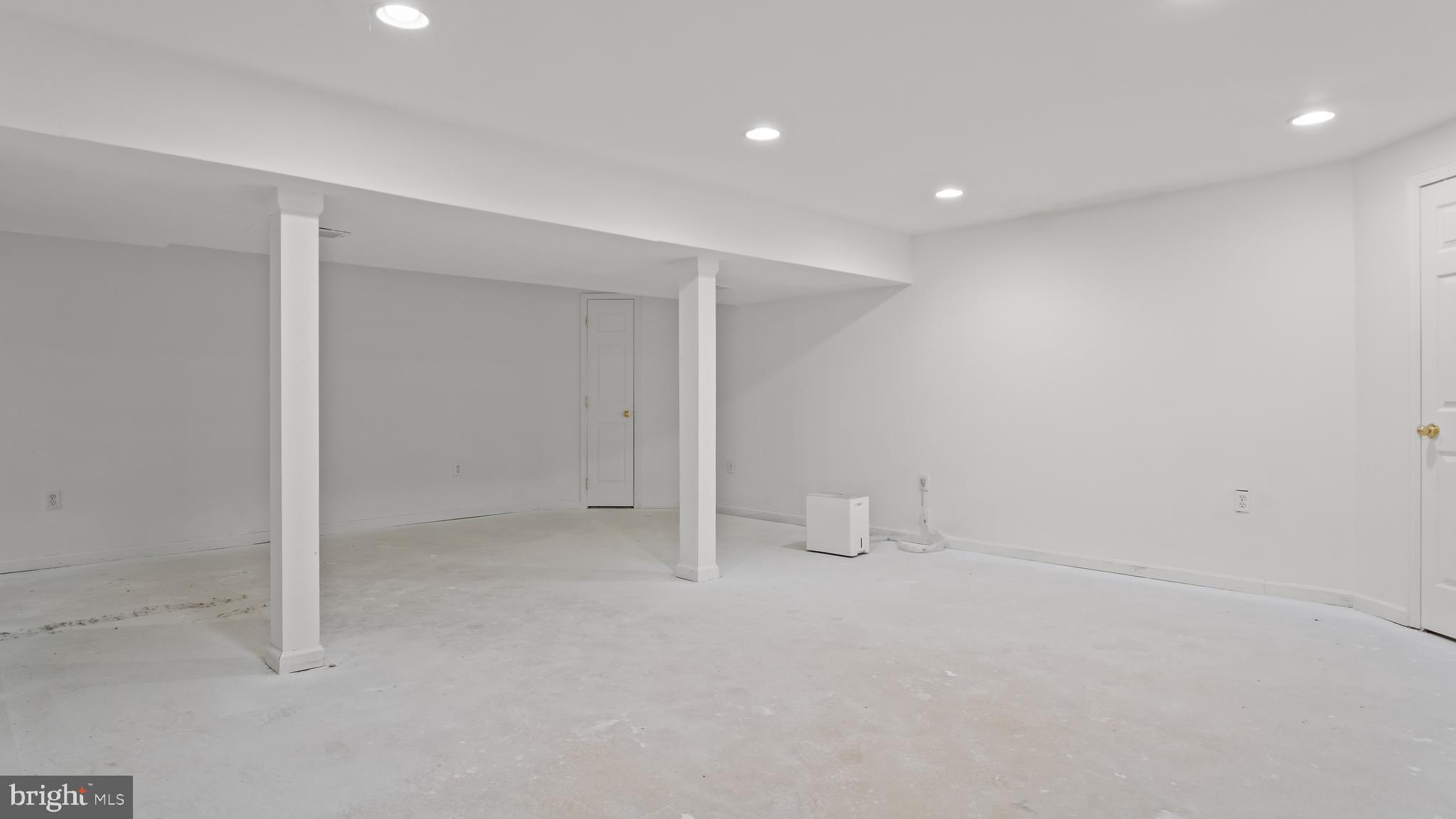 HARVEST RUN WEST - Residential