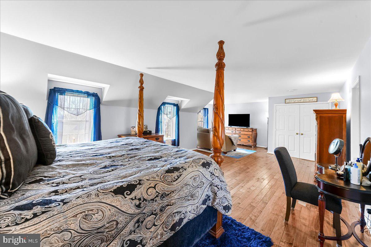 KENT FARM - Residential