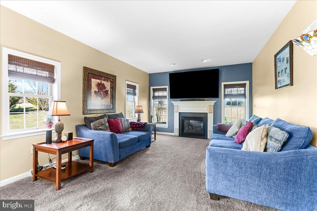 KENT FARM - Residential