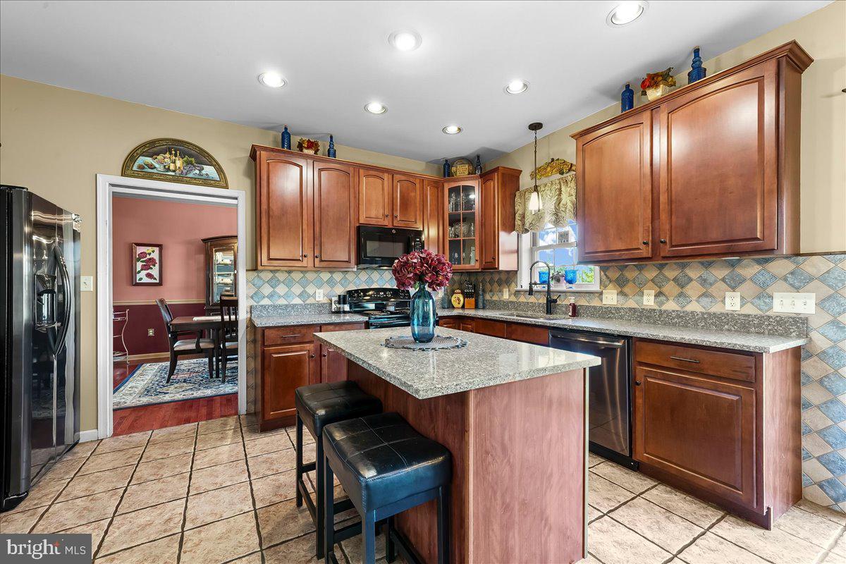 KENT FARM - Residential