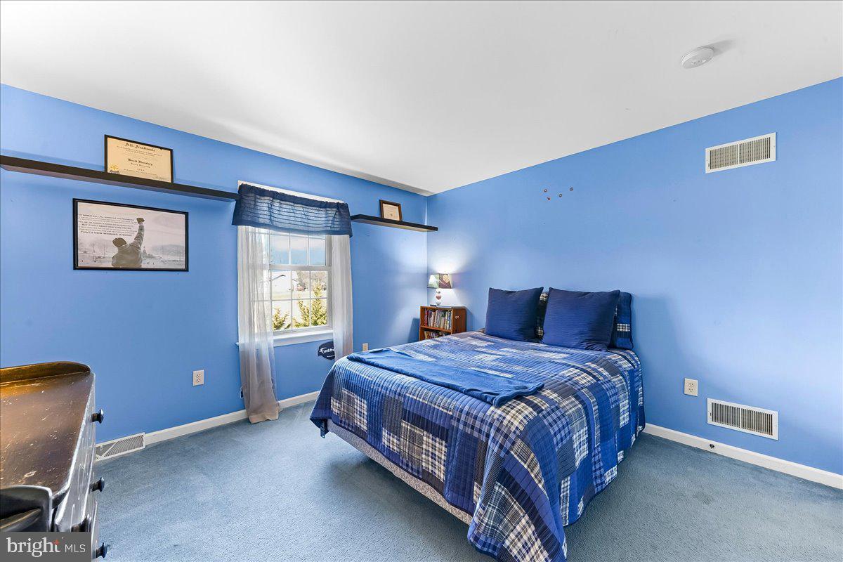 KENT FARM - Residential