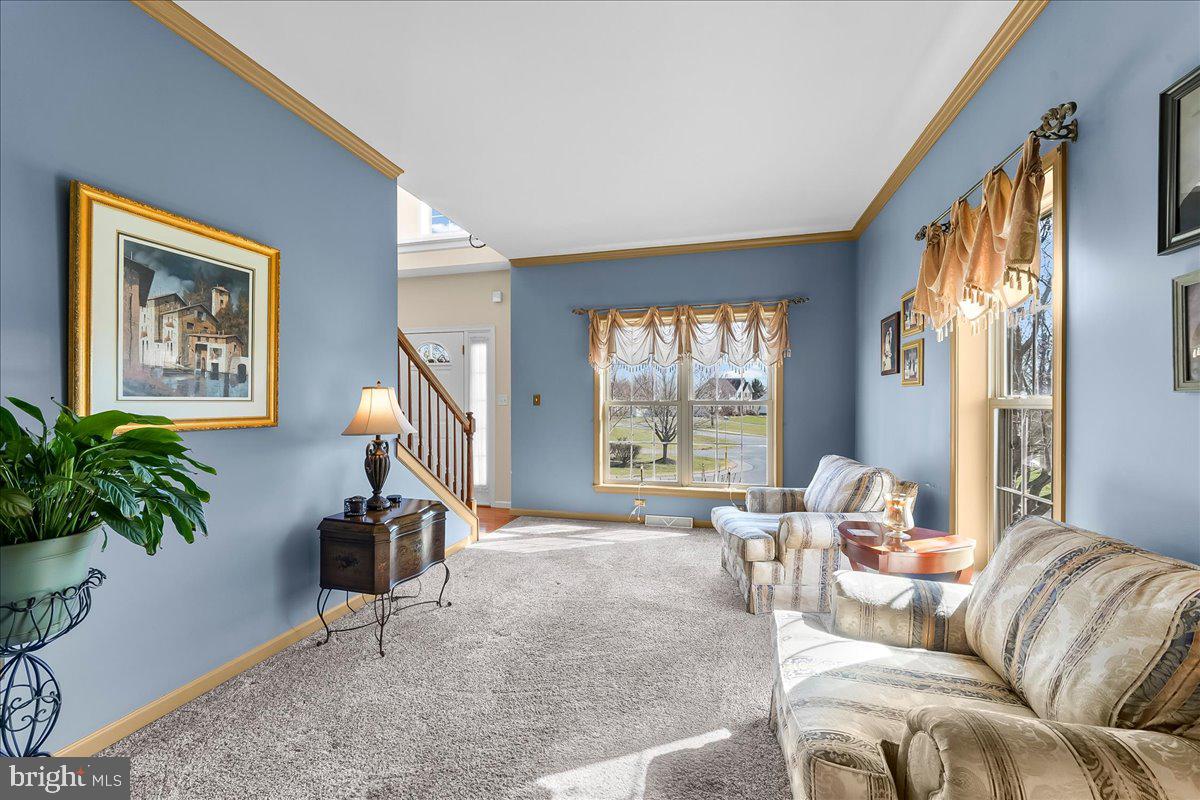 KENT FARM - Residential