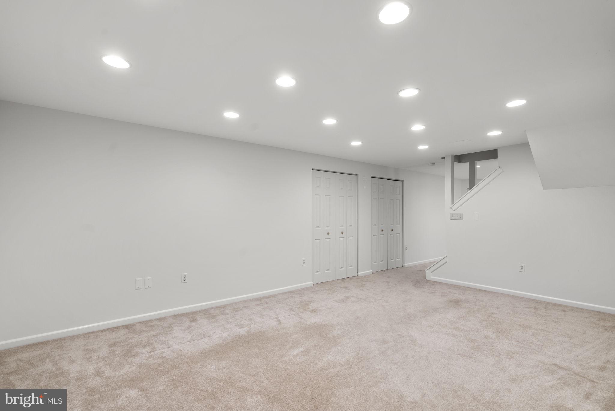 HAMMOND HILLS - Residential