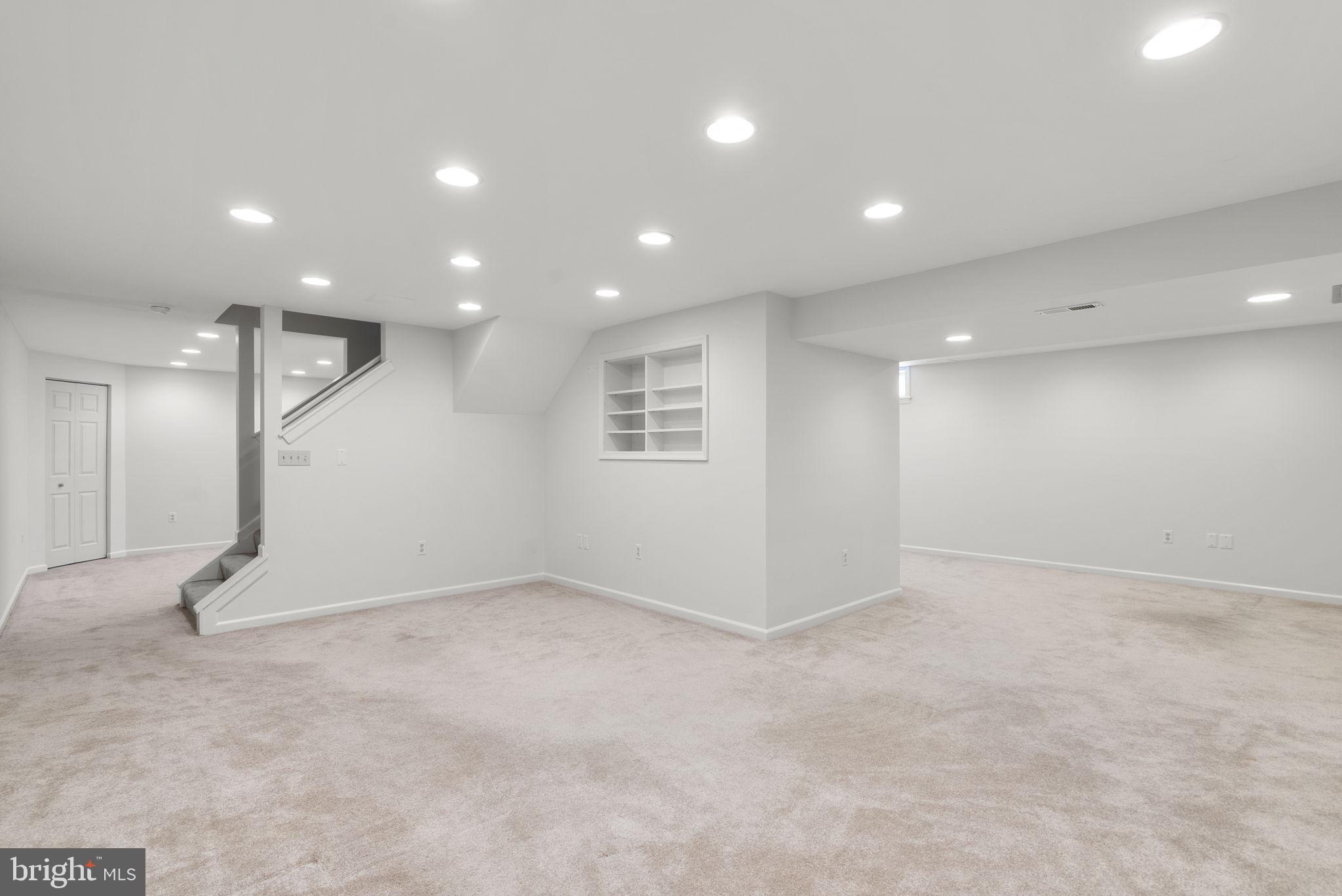 HAMMOND HILLS - Residential