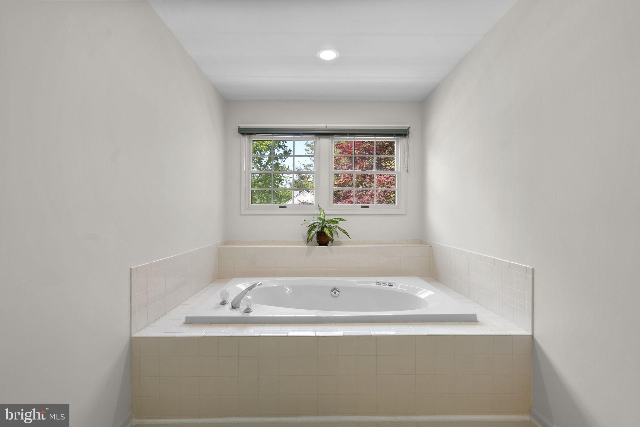HAMMOND HILLS - Residential