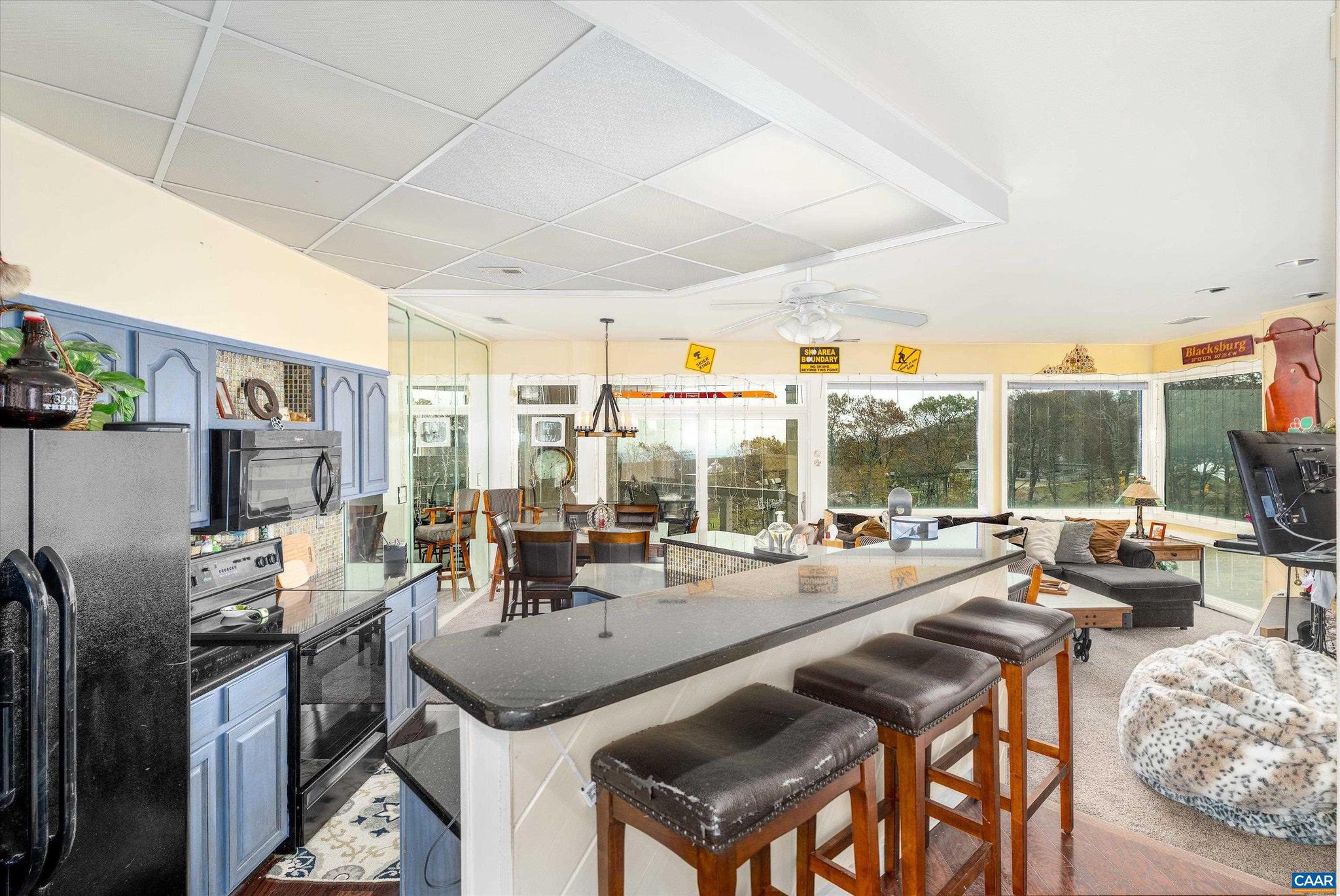 WINTERGREEN RESORT - Residential