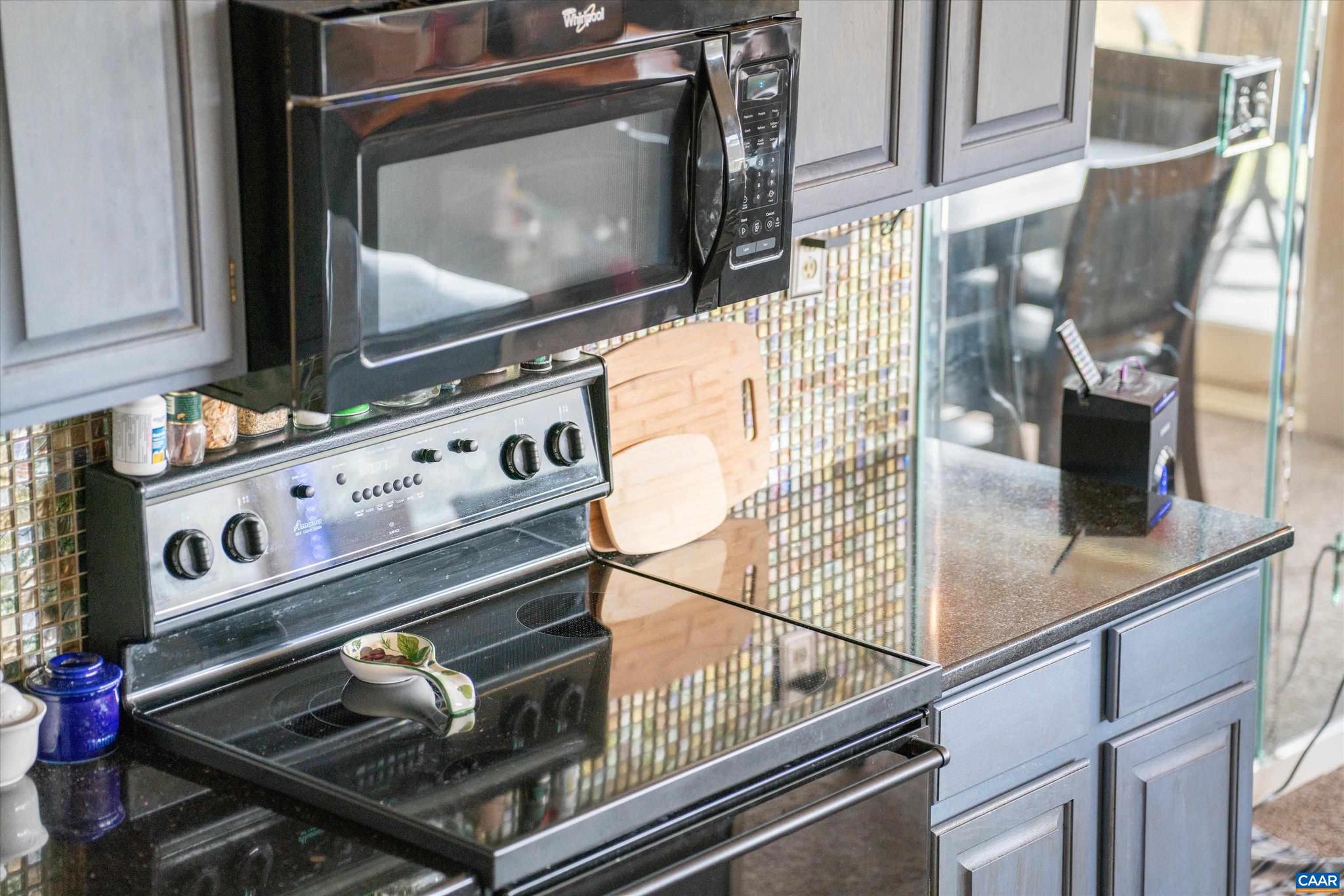 WINTERGREEN RESORT - Residential