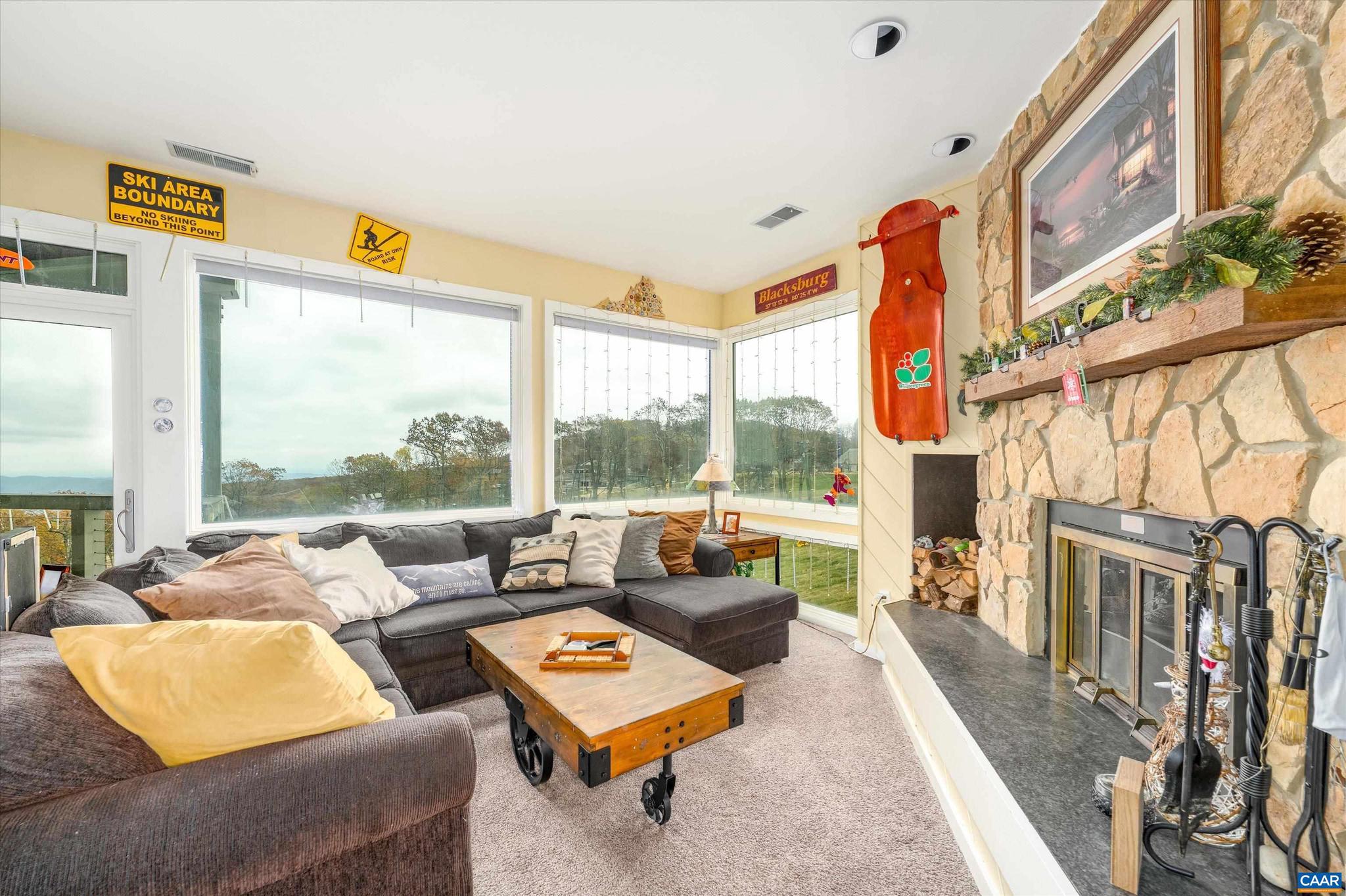 WINTERGREEN RESORT - Residential