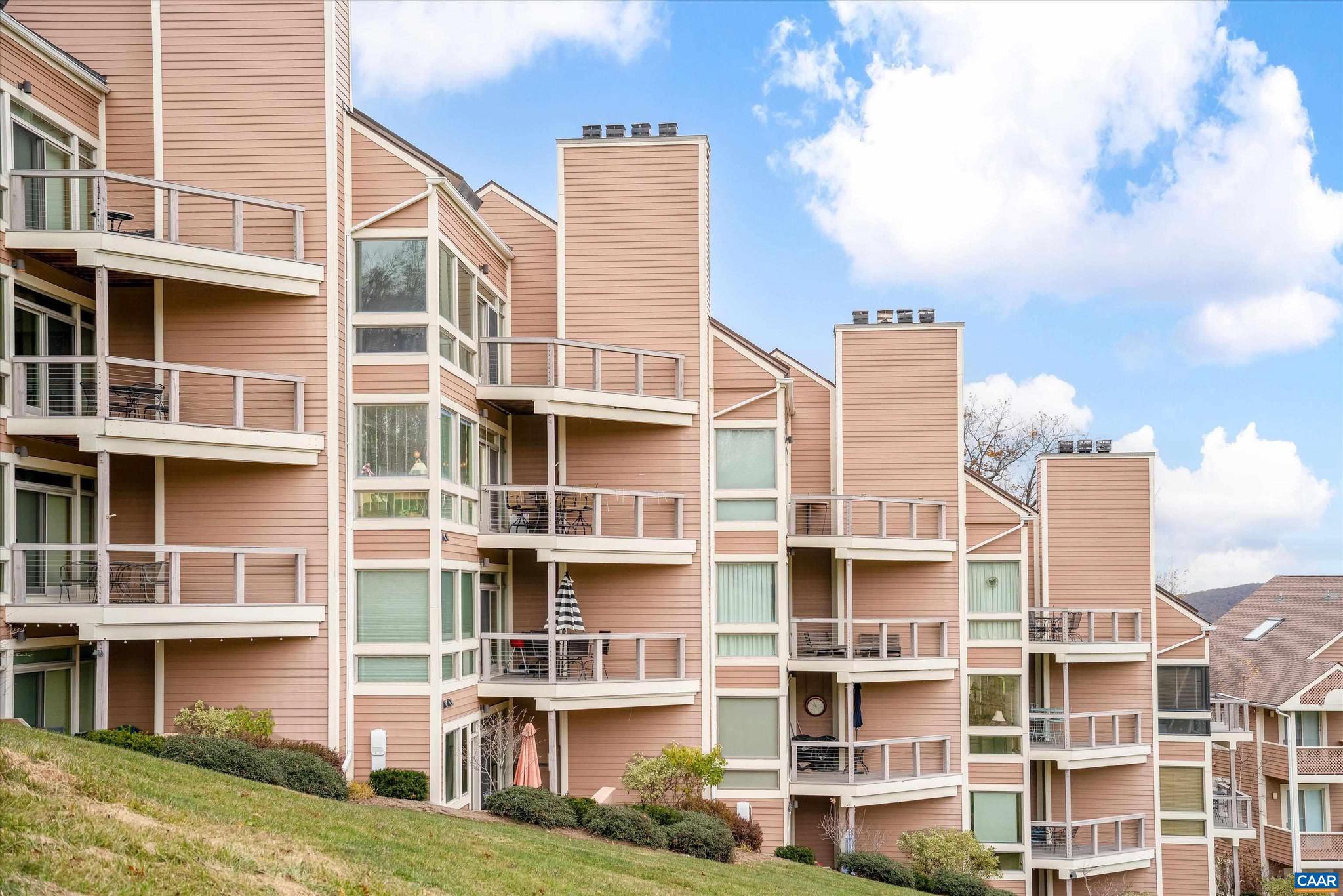 WINTERGREEN RESORT - Residential