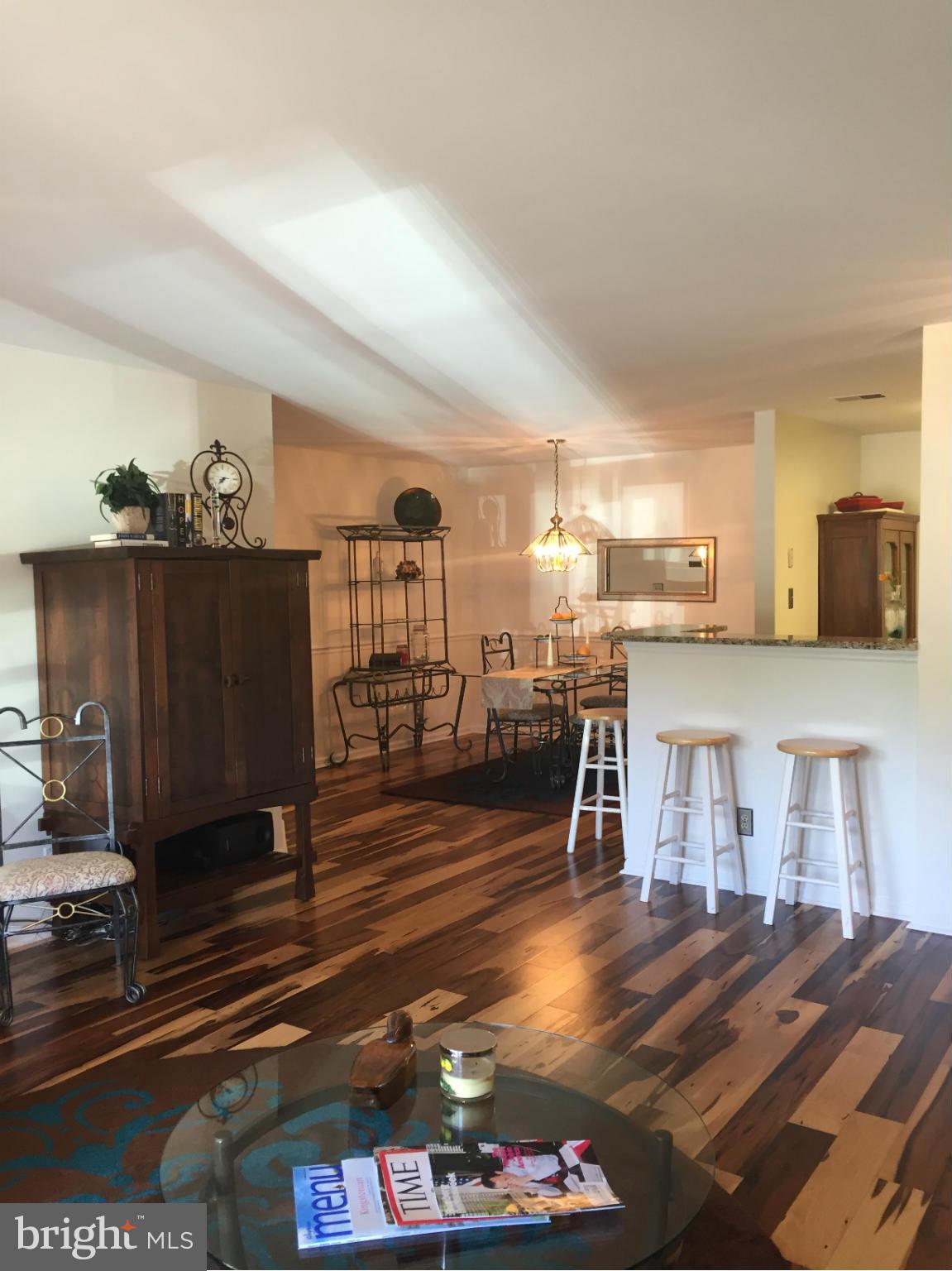 STRATFORD PLACE AT KINGS - Residential