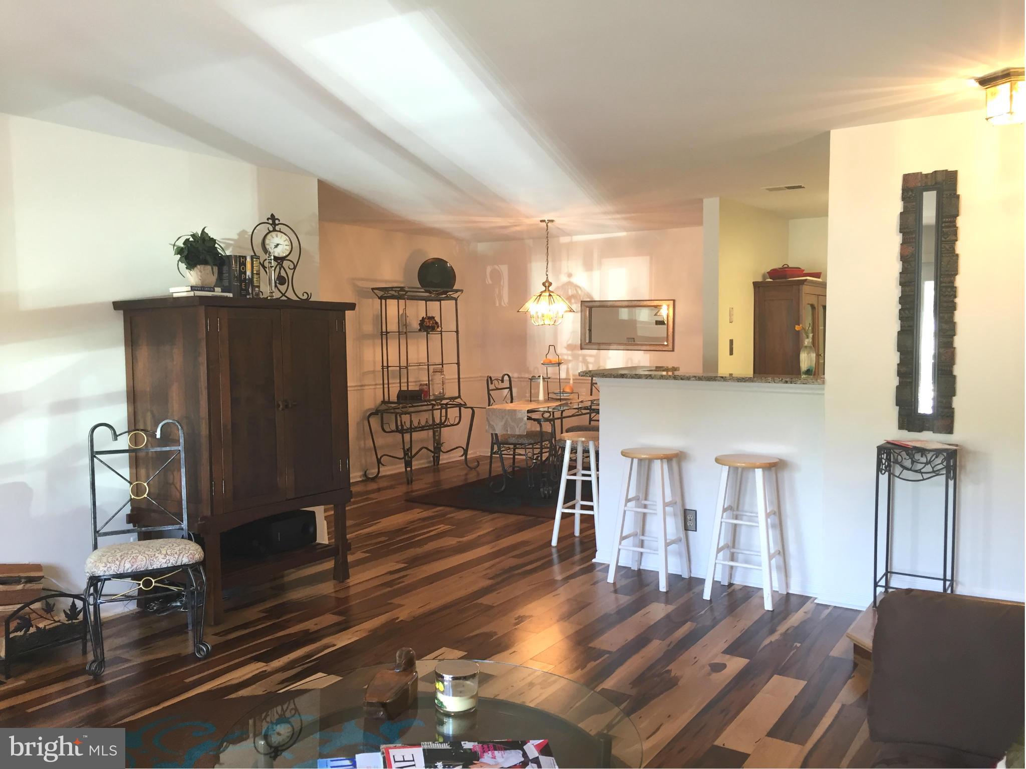 STRATFORD PLACE AT KINGS - Residential