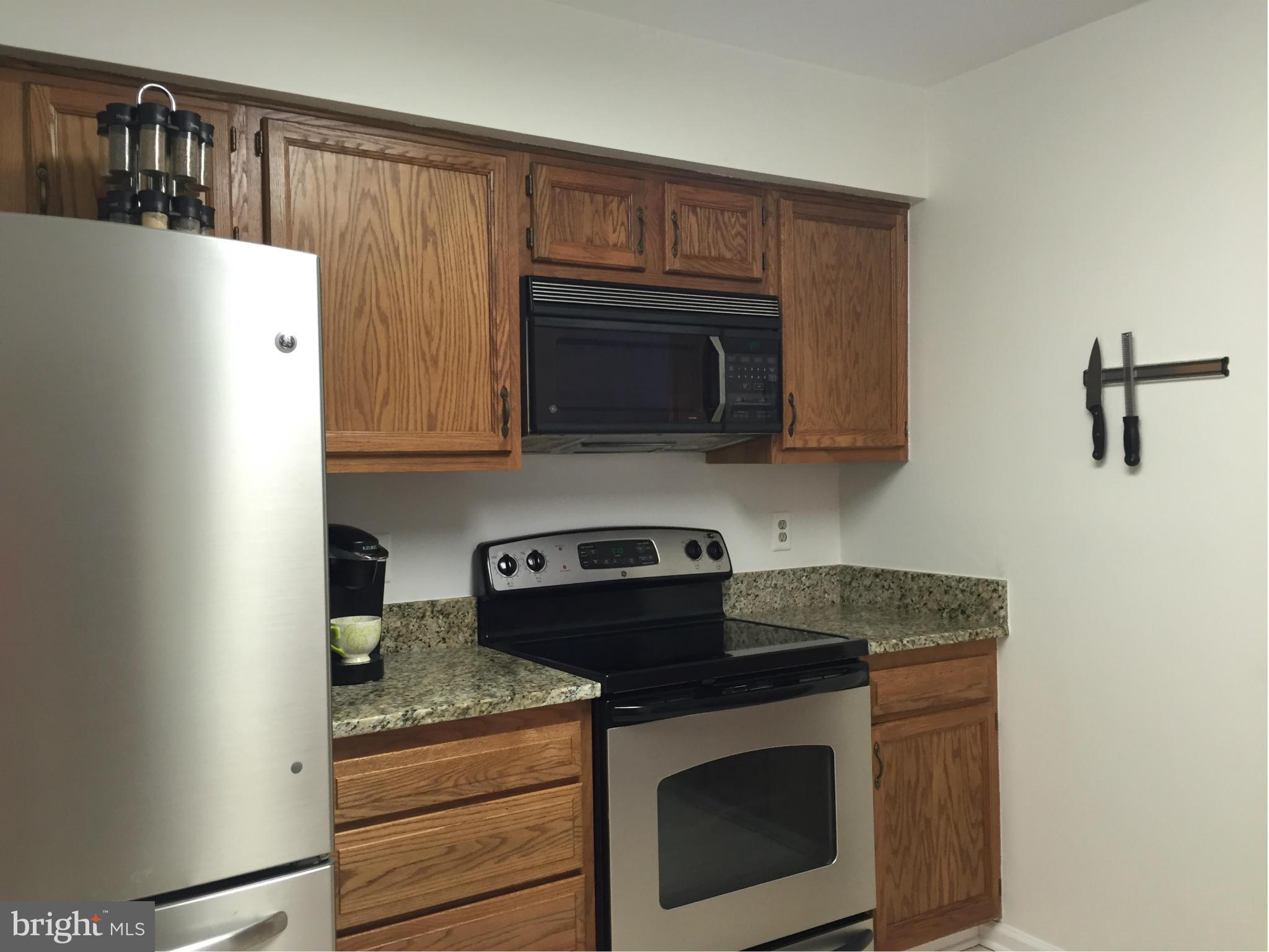 STRATFORD PLACE AT KINGS - Residential