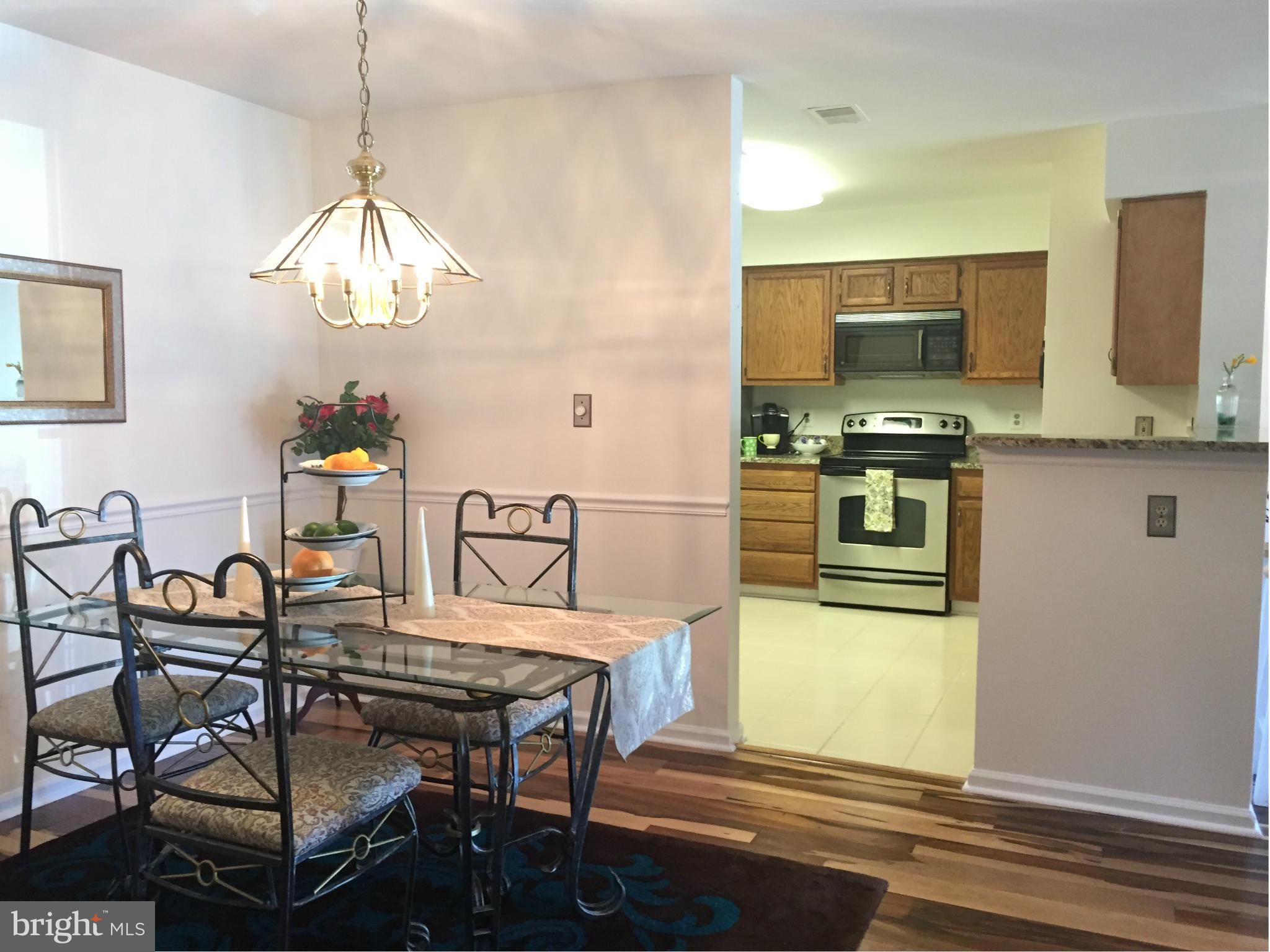 STRATFORD PLACE AT KINGS - Residential