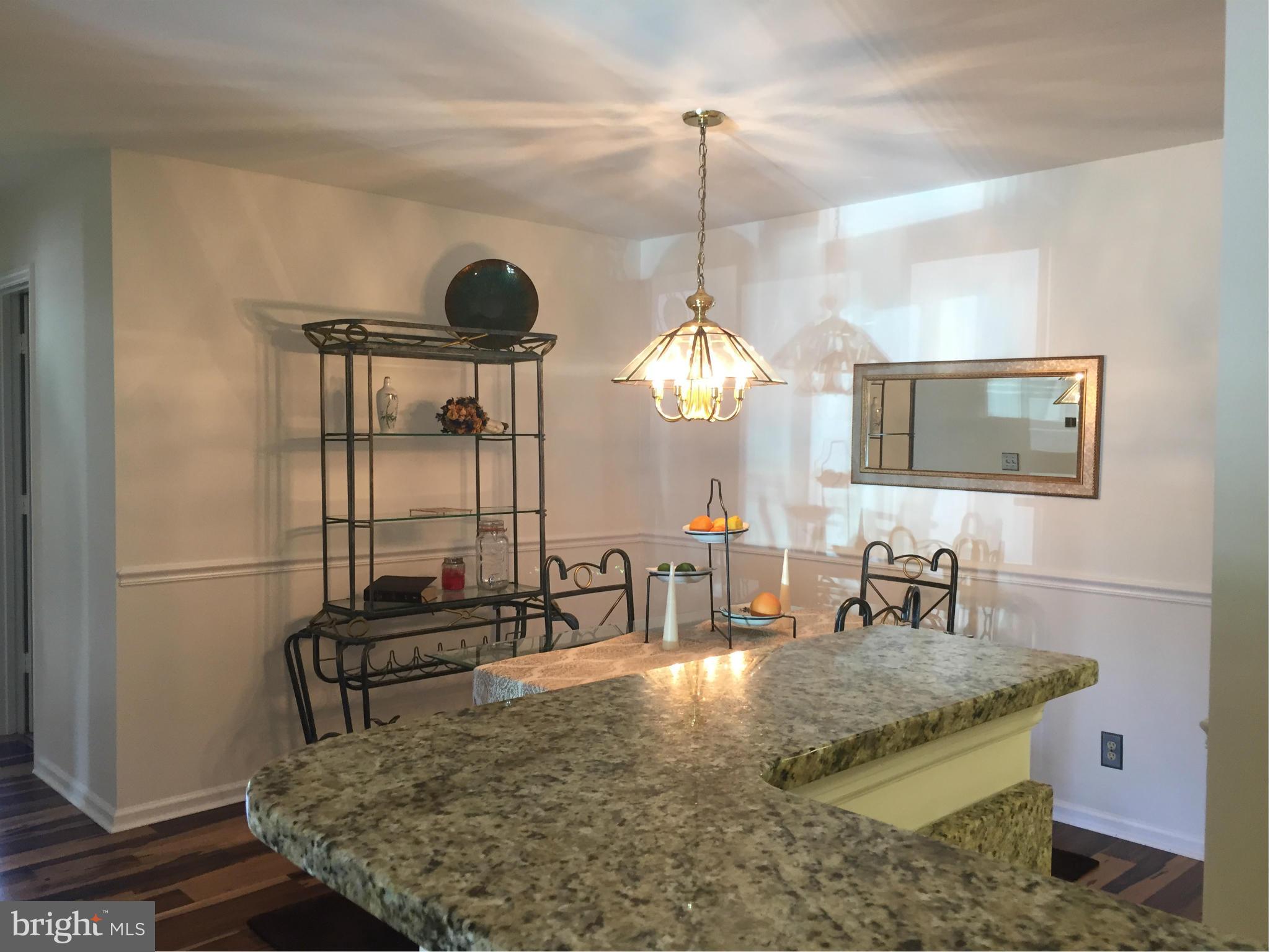 STRATFORD PLACE AT KINGS - Residential